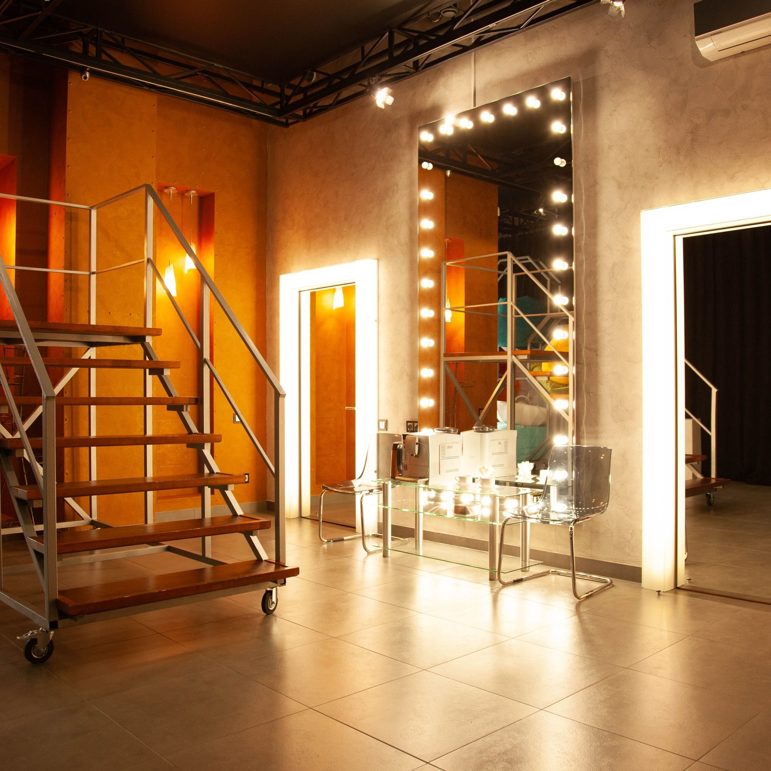 Актуальные фотостудии Самары: аренда, новогодние локации, услуги фотографа