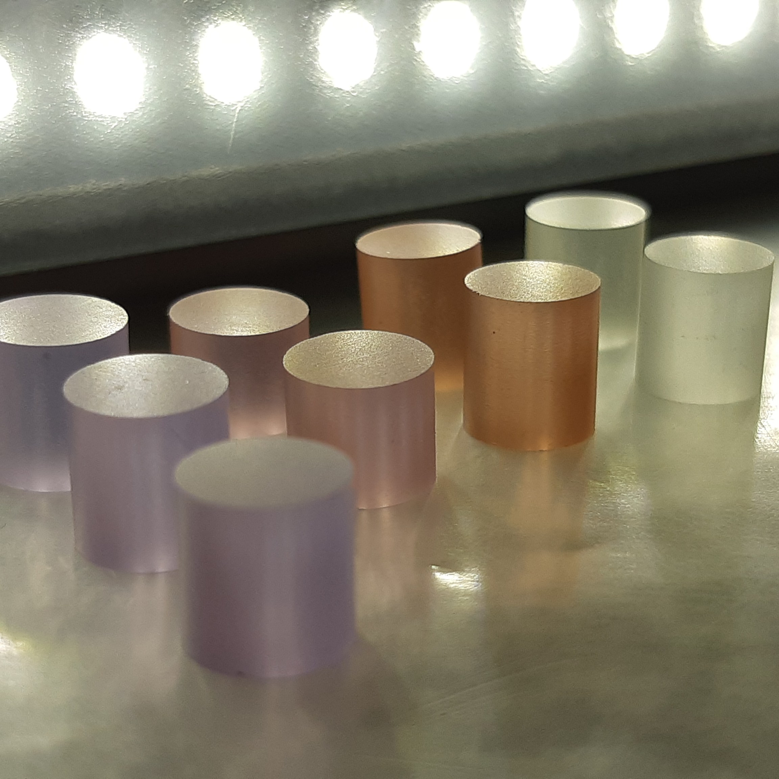 Иттриево алюминиевый гранат стержень. YAG garnet иттрий алюминиевый гранат ИАГ