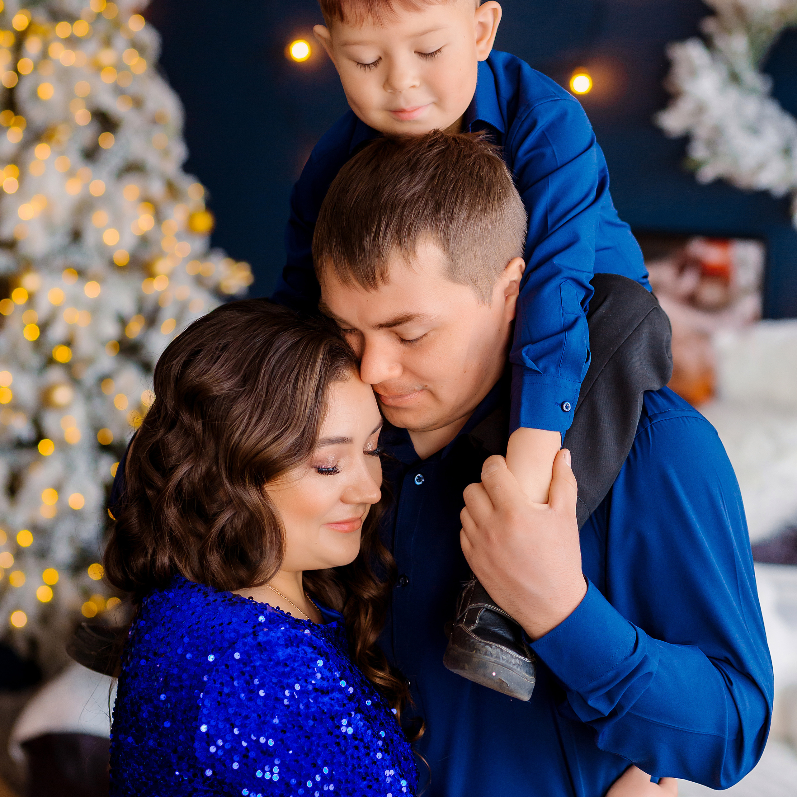 ксения с семьей