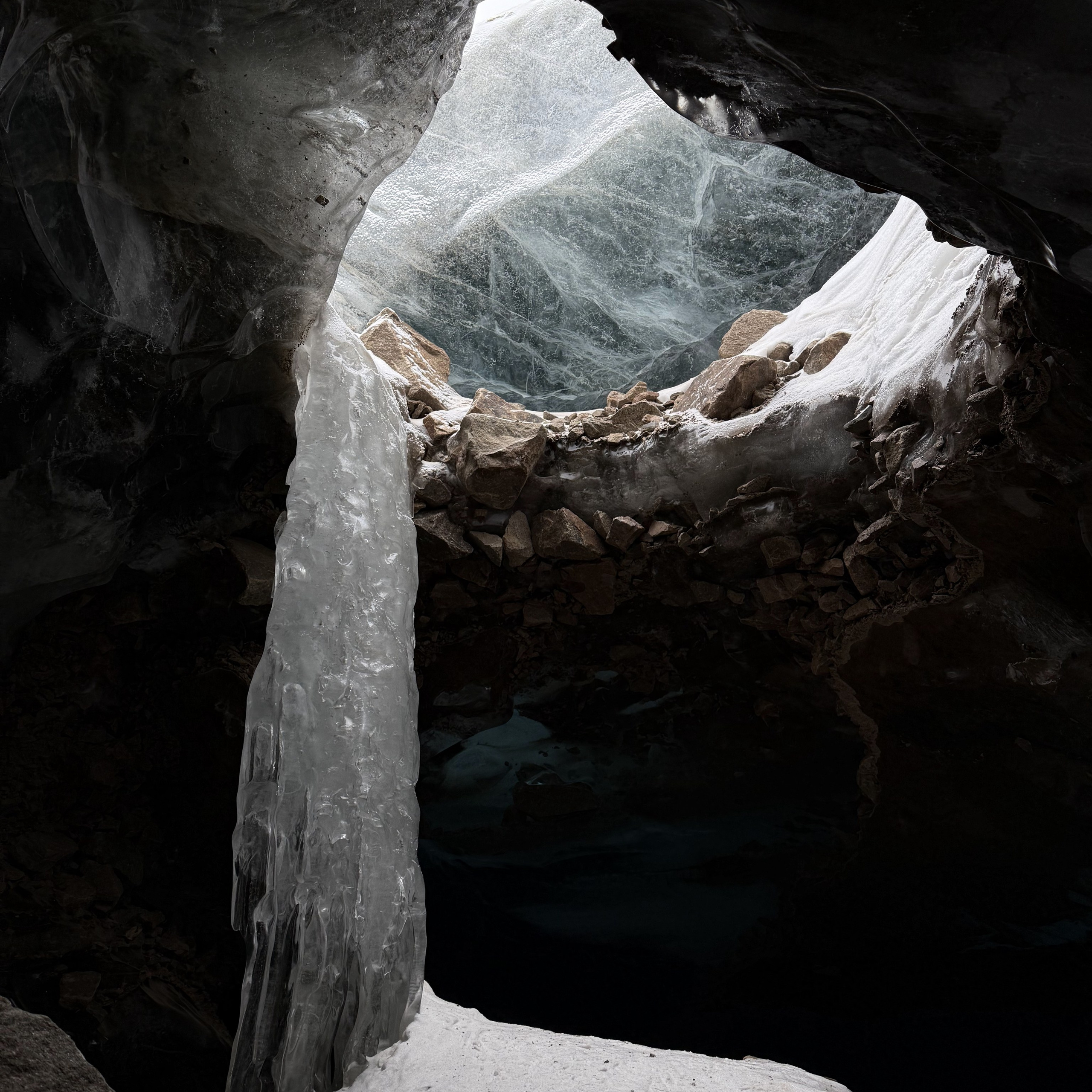 Экскурсия на Ледник Богдановича из Алматы — зимний треккинг