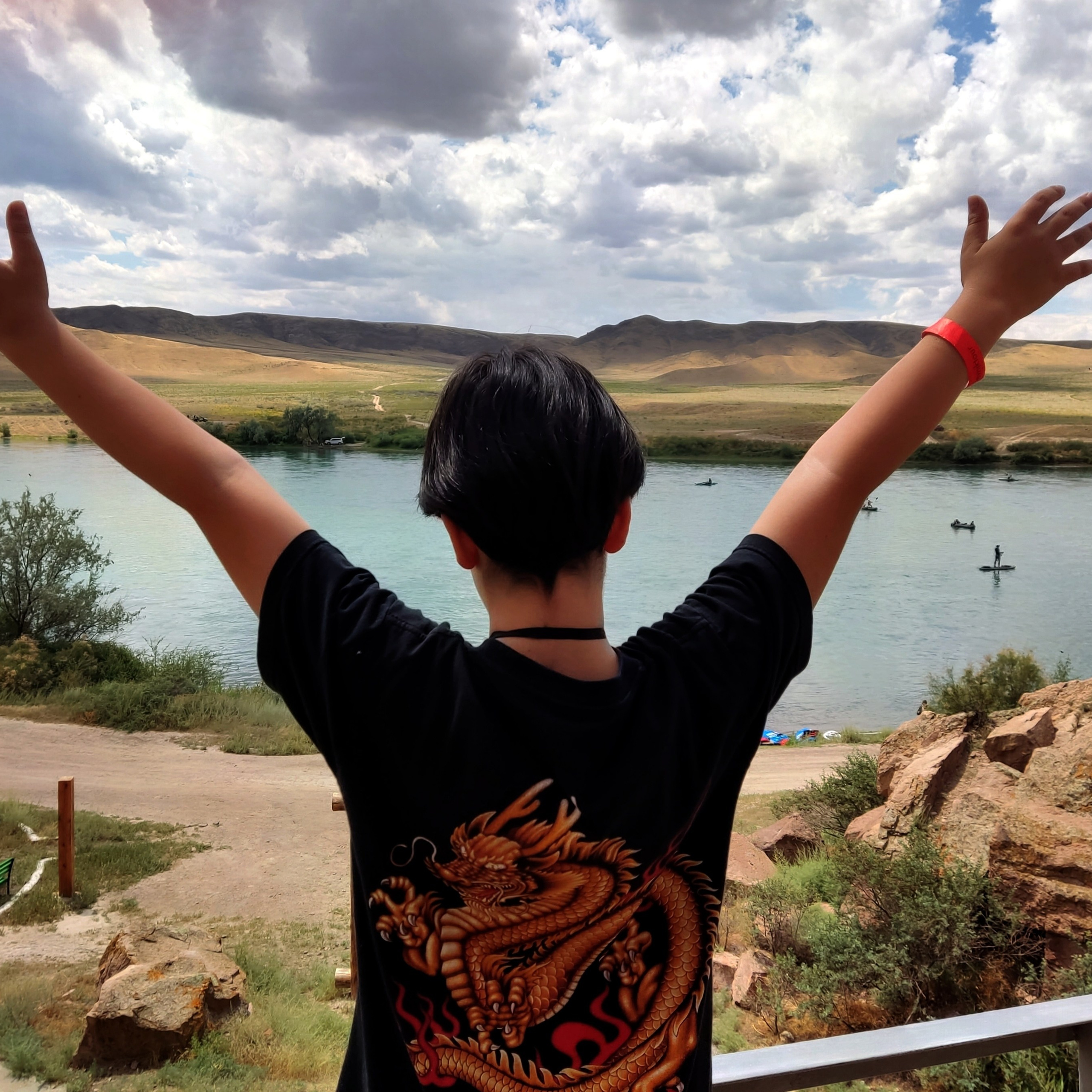 Экскурсия и тур в Город Кочевников и к Петроглифам Тамгалы Тас Будда из Алматы