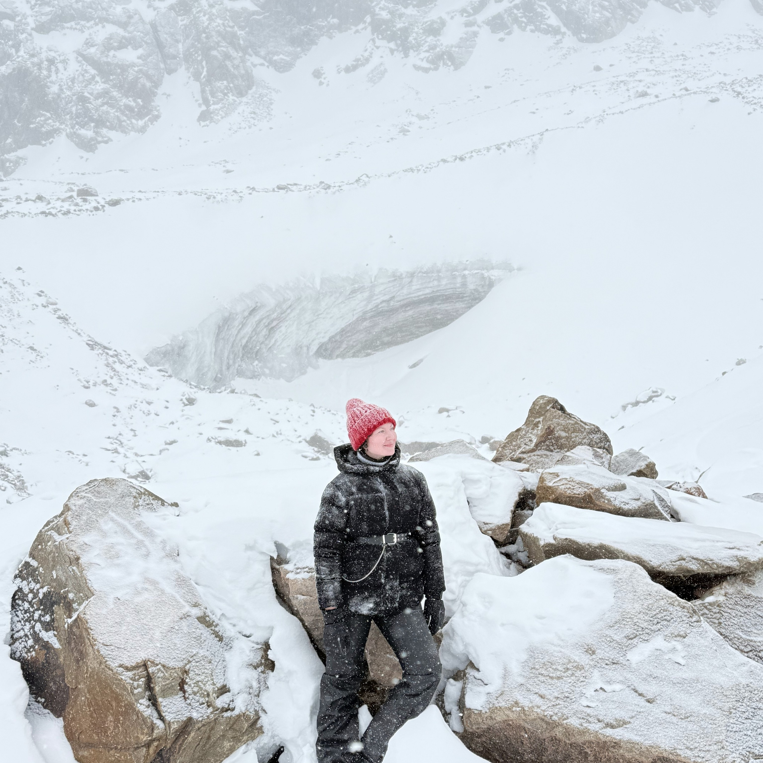 Экскурсия на Ледник Богдановича из Алматы — зимний треккинг