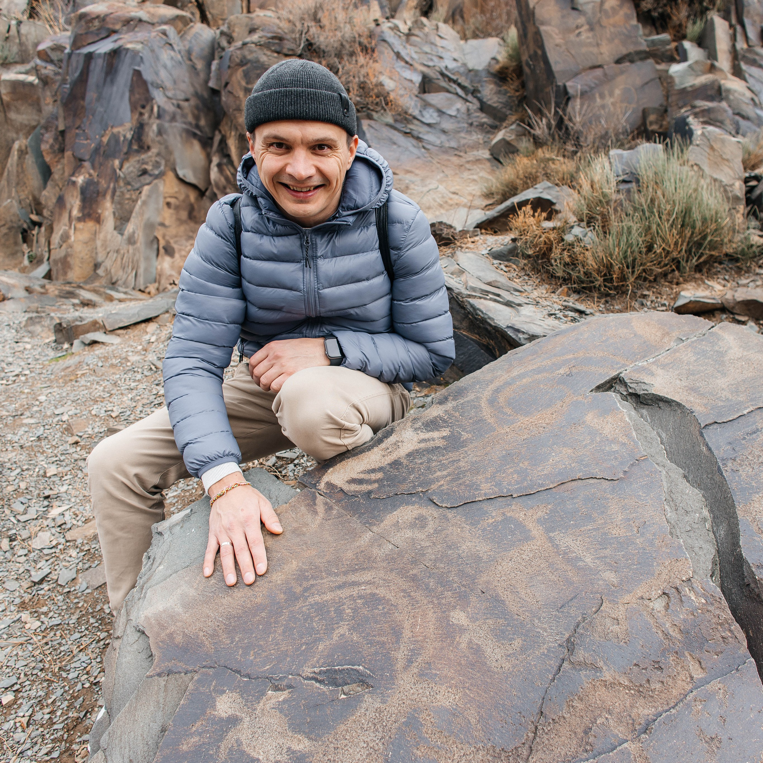 Экскурсия и тур на петроглифы Танбалы ЮНЕСКО