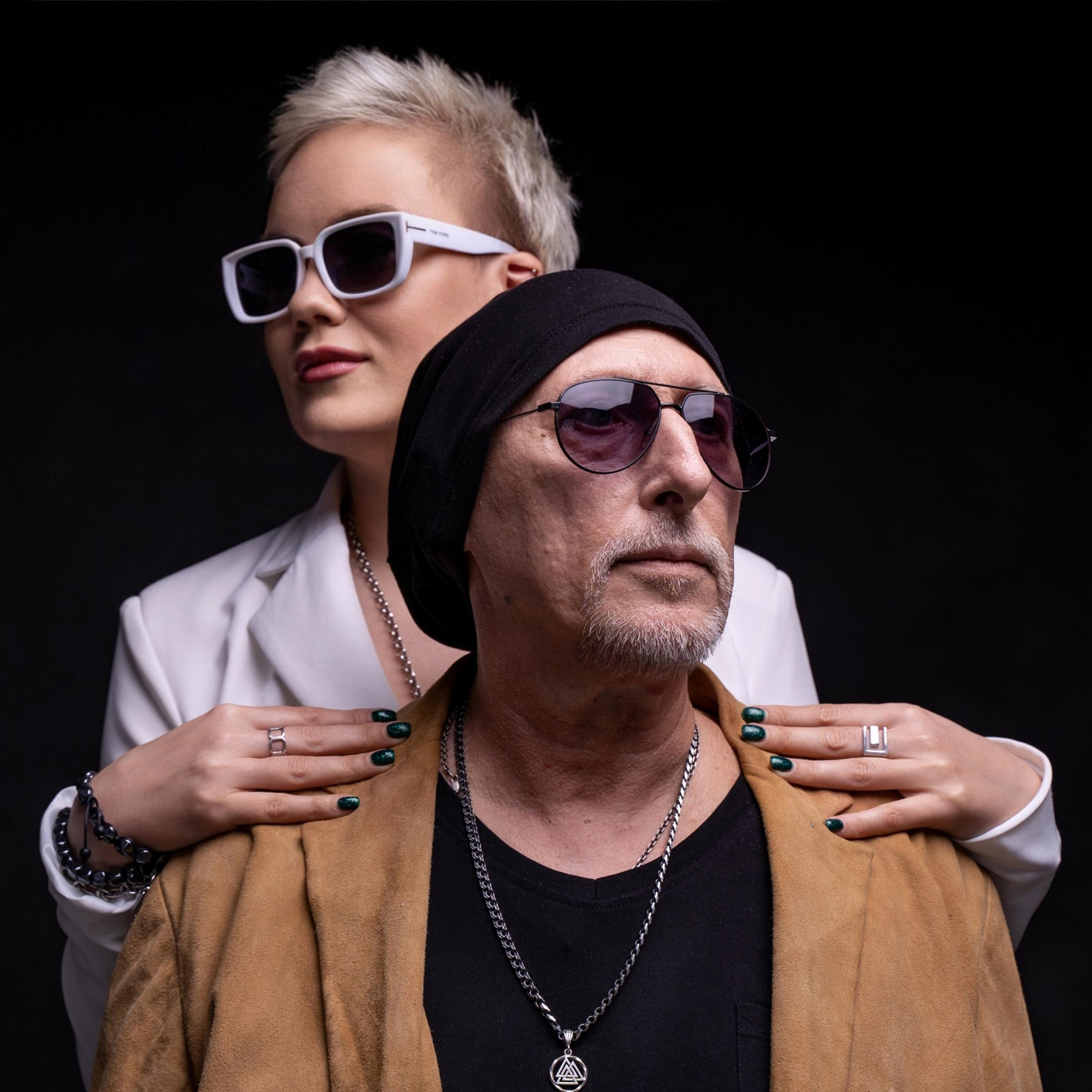 Группа КАРАКАЯ