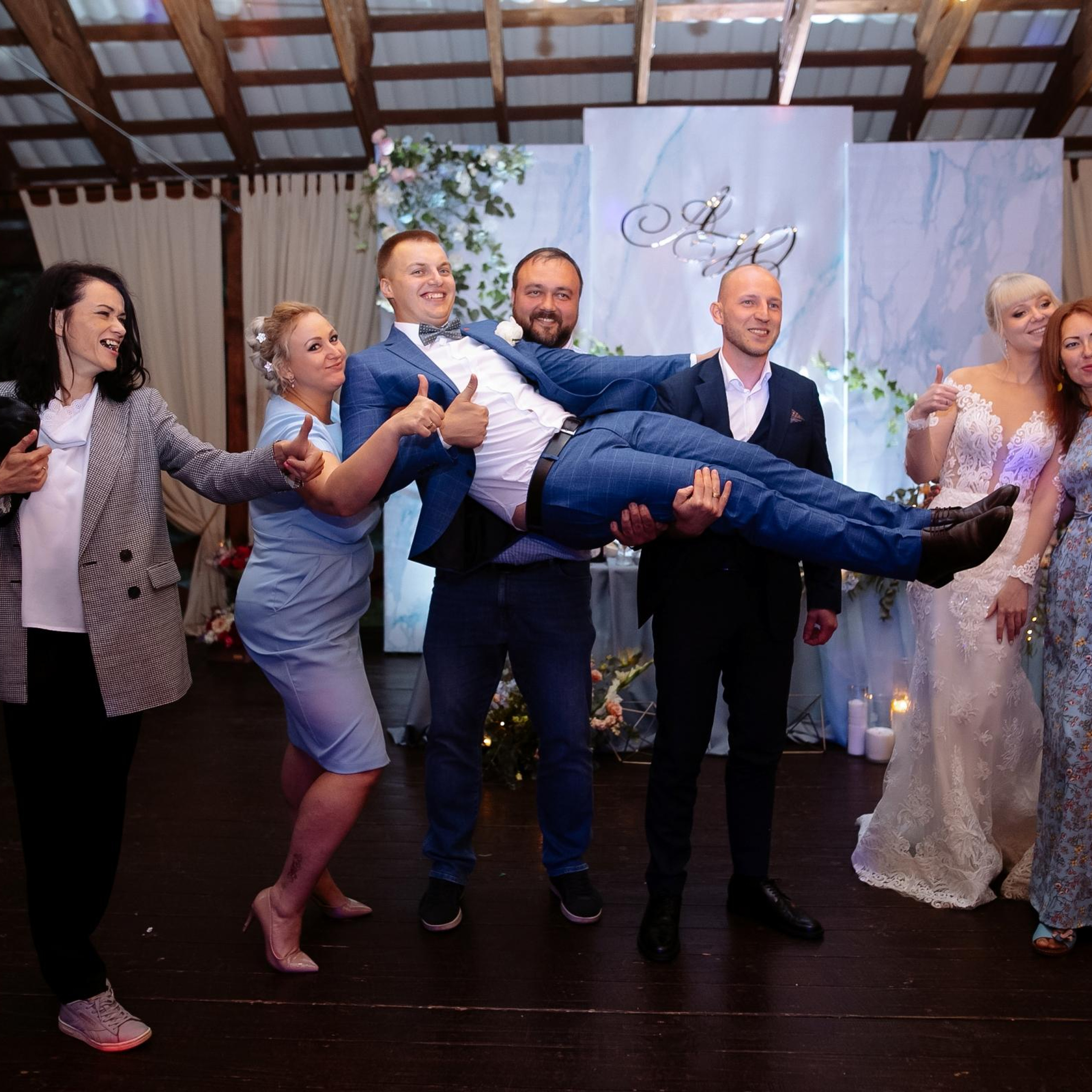 ведущие олеся и катя, ведущие в клину, поющие ведущие, ведущие на свадьбу, в клину, в солнечногорске, в зеленограде