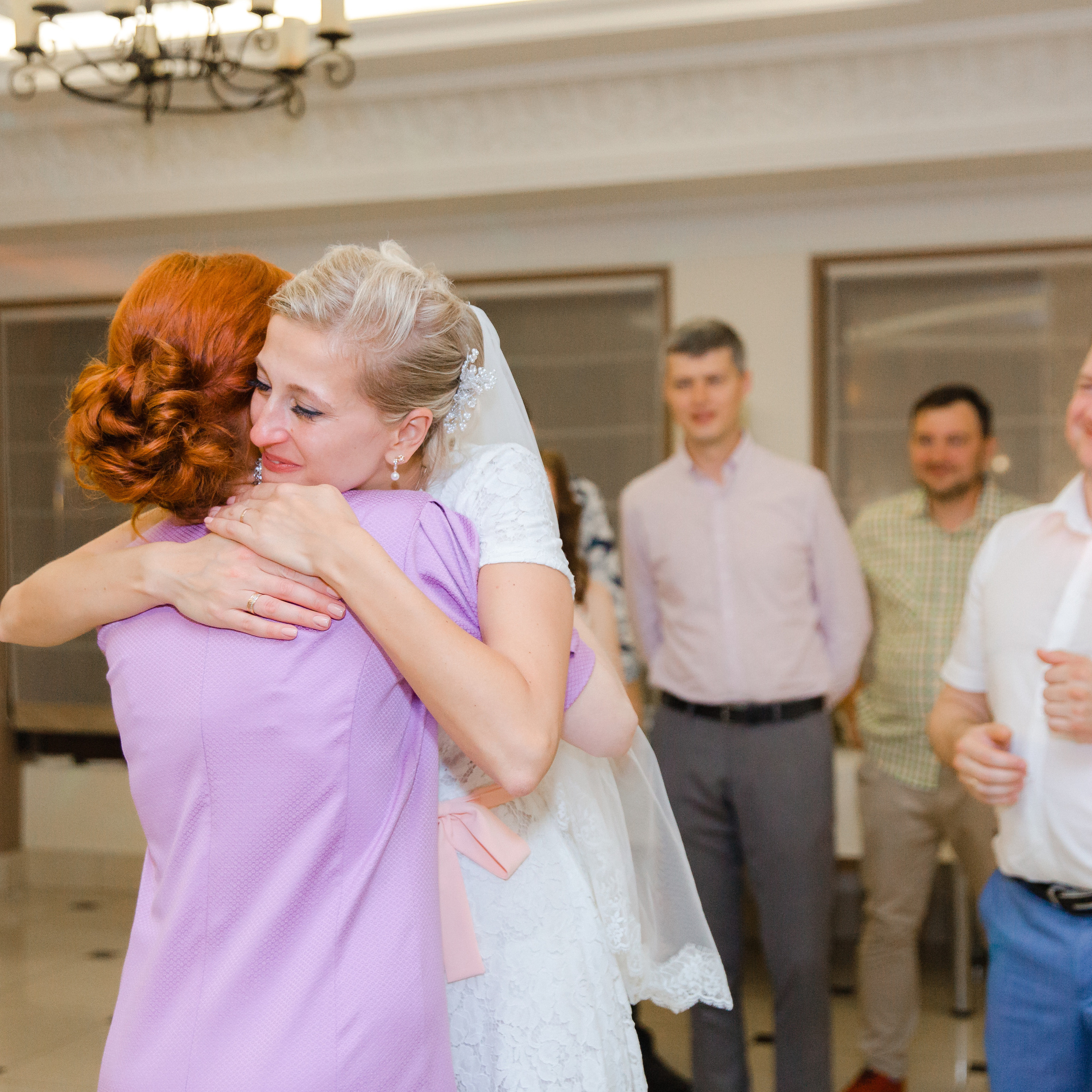 организация вашего праздника, ведущая на свадьбу елена Мельникова, в клину, в солнечногорске, в зеленограде