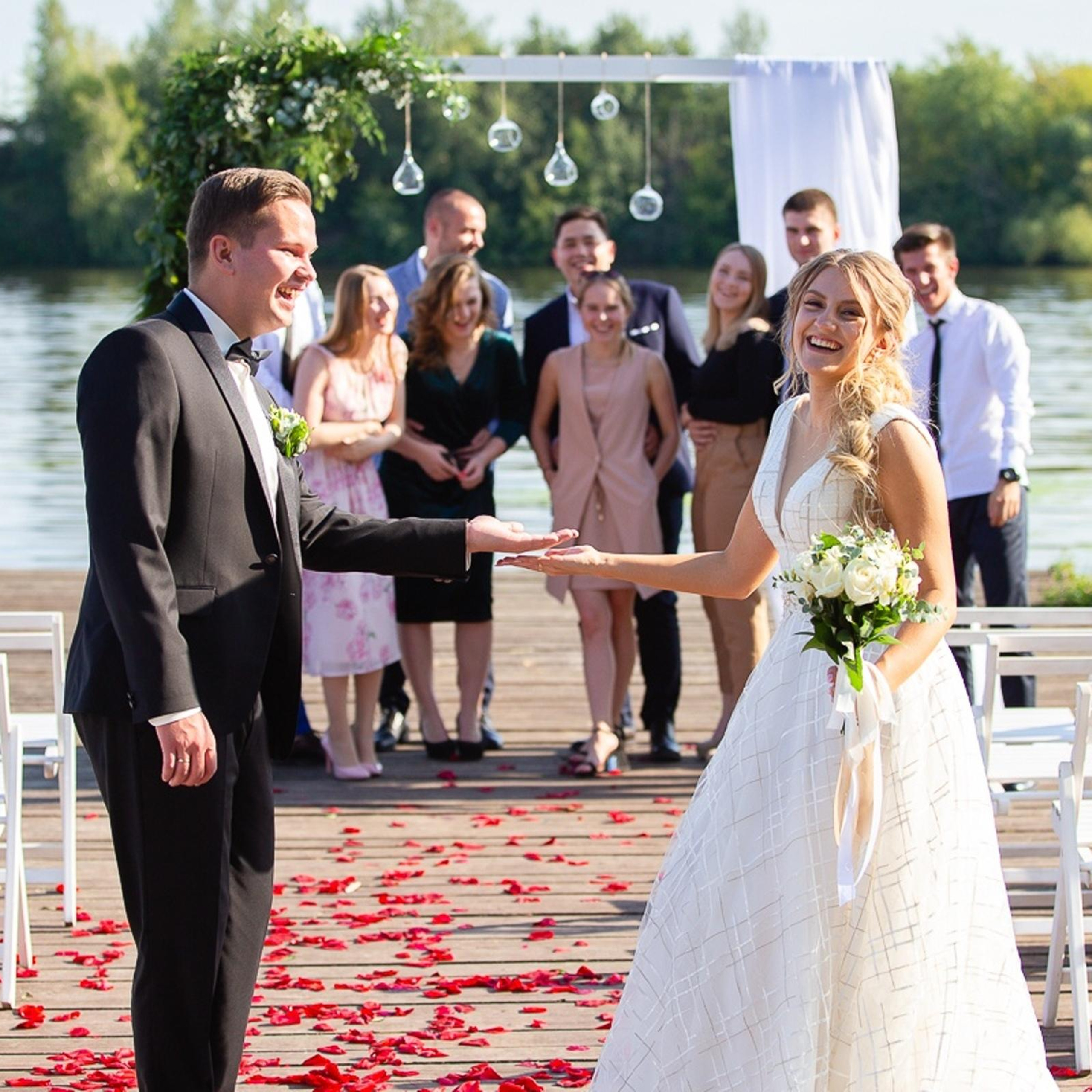 ведущие олеся и катя, ведущие в клину, поющие ведущие, ведущие на свадьбу, в клину, в солнечногорске, в зеленограде