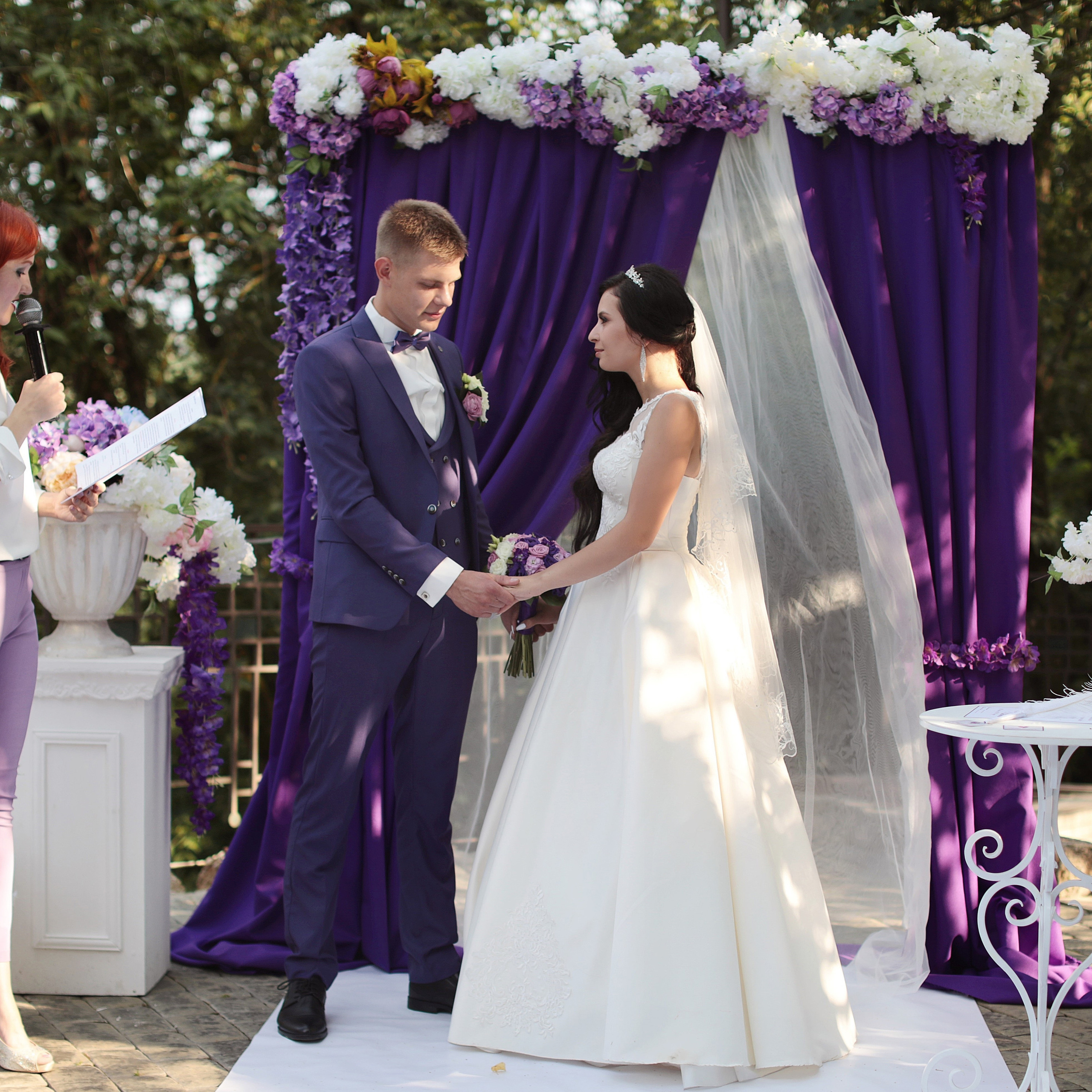 организация вашего праздника, ведущая на свадьбу елена Мельникова, в клину, в солнечногорске, в зеленограде