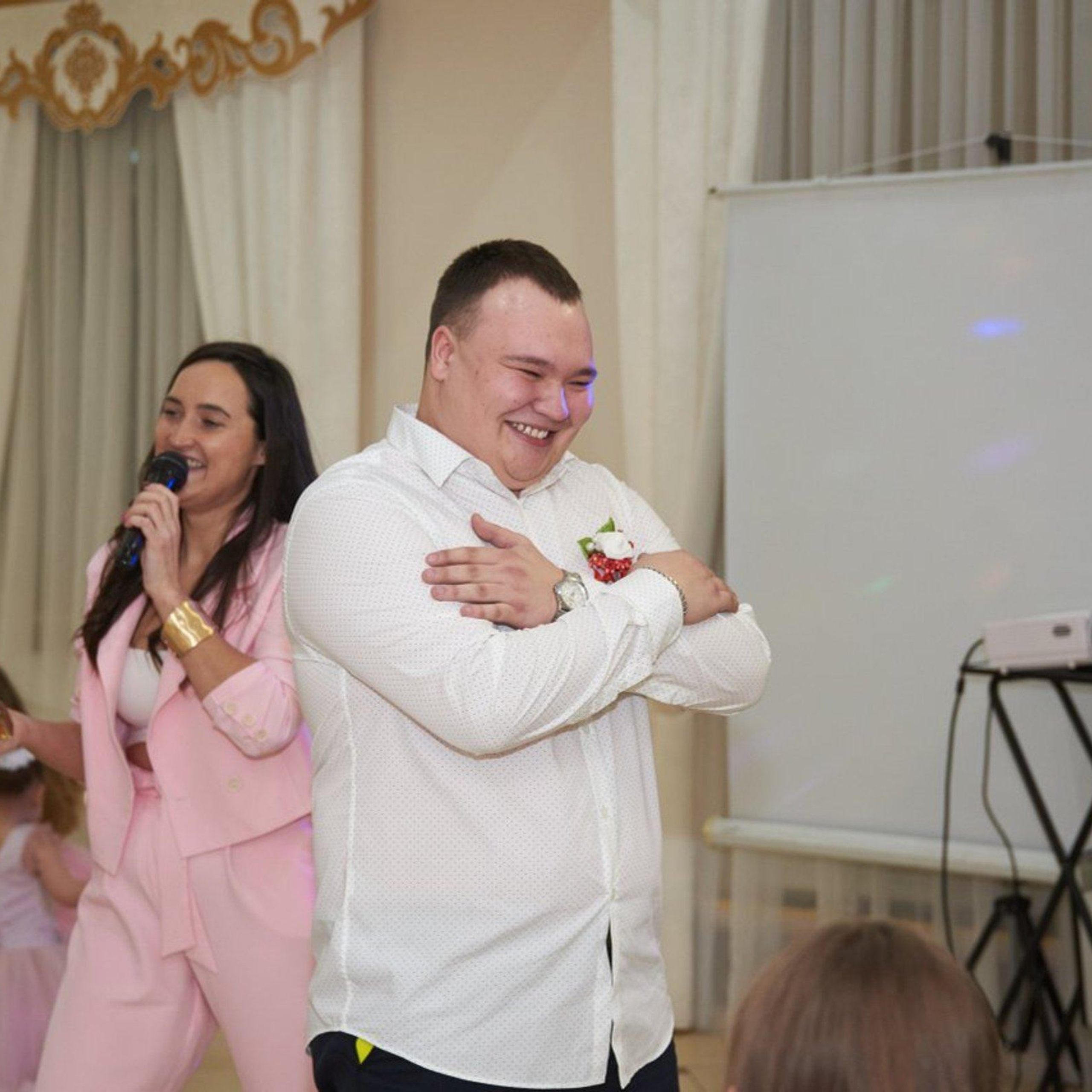 ведущие олеся и катя, ведущие в клину, поющие ведущие, ведущие на свадьбу, в клину, в солнечногорске, в зеленограде