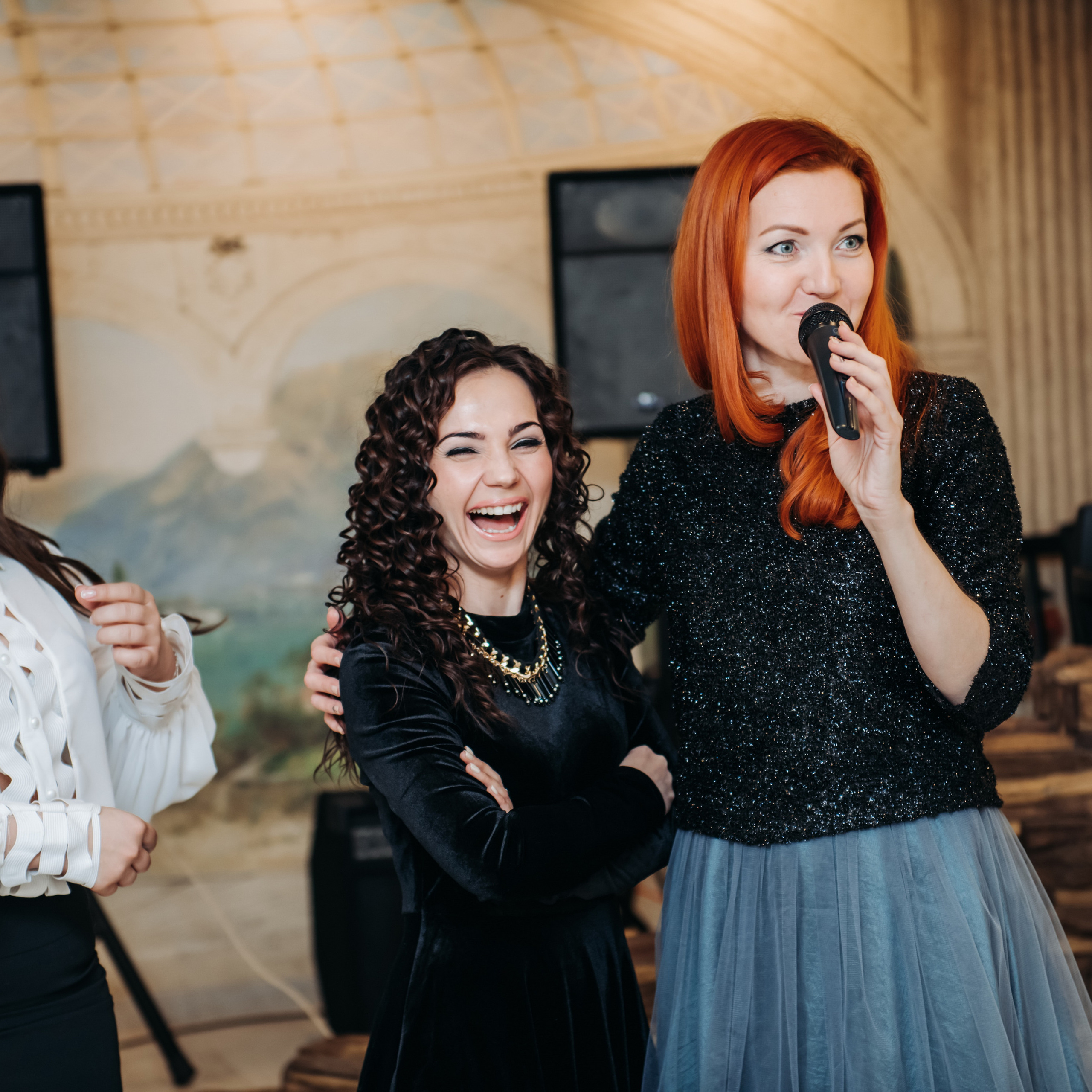 организация вашего праздника, ведущая на свадьбу елена Мельникова, в клину, в солнечногорске, в зеленограде