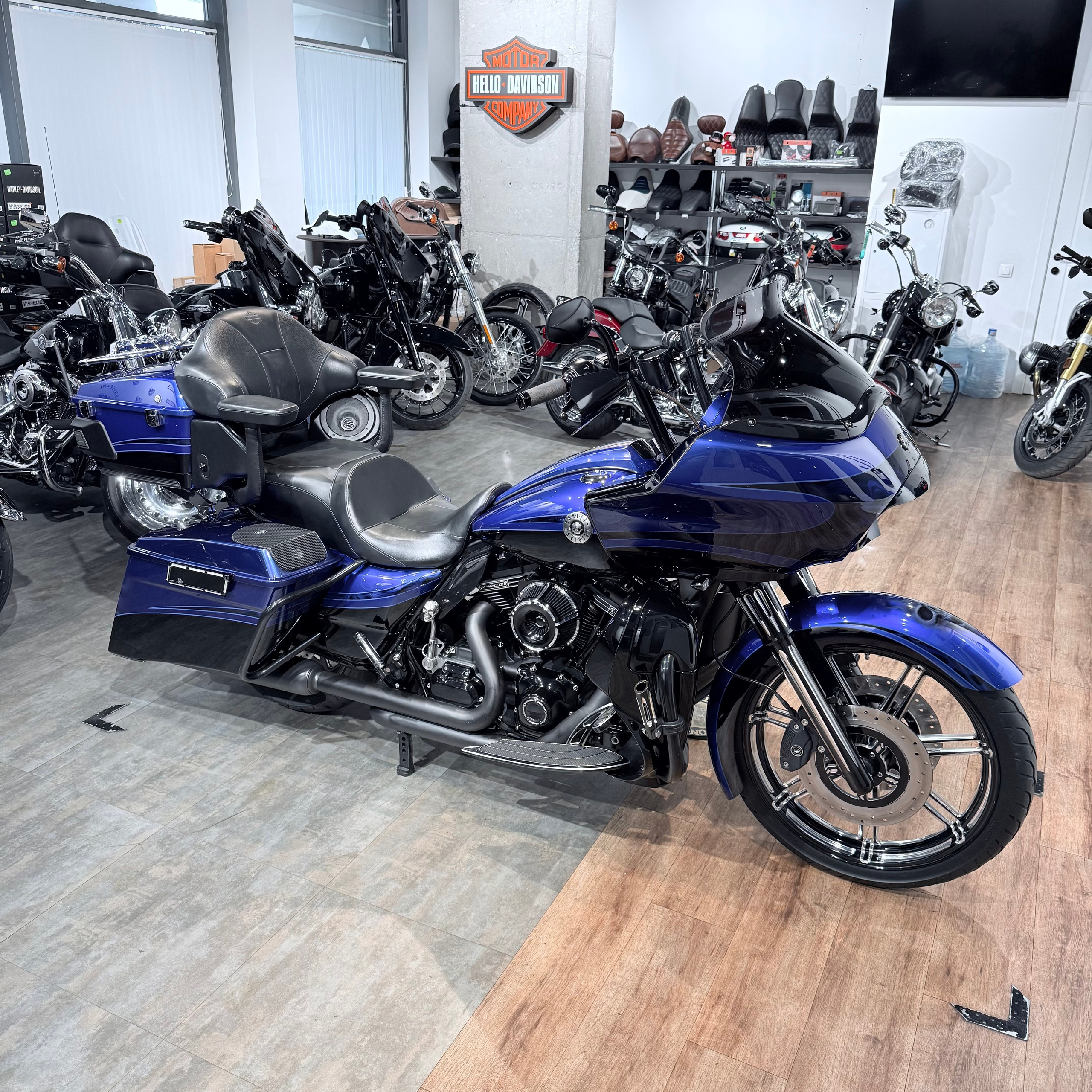 2012 CVO Road Glidе Ultrа 110 АBS «Dark Warriоr»
