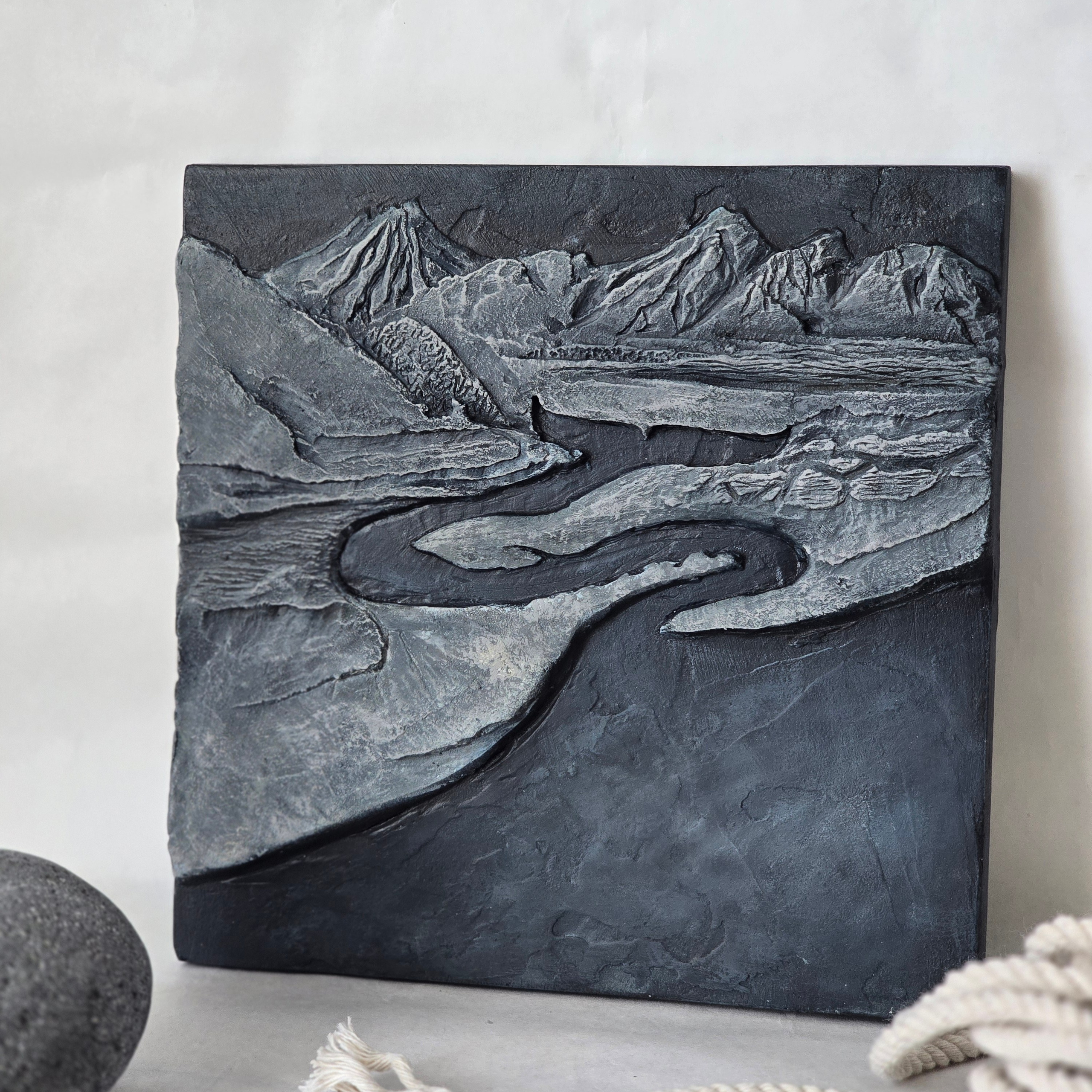 Вулканический дом. Авторские скульптурные панно на заказ | Художник-скульптор ᒪᗩ•ᕲᑌШᗩ (ВЛада)