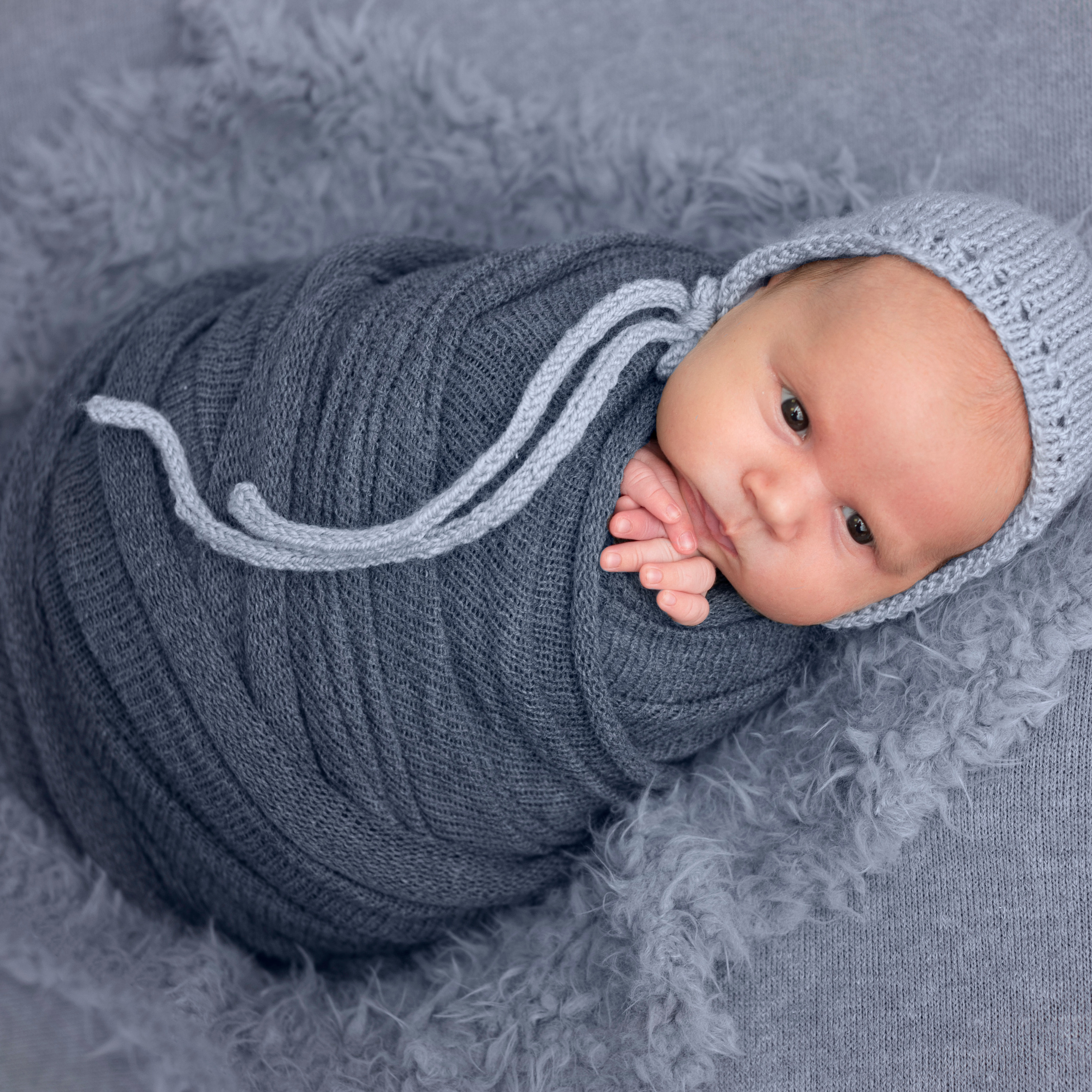 Новорожденные. Фотограф новорожденных и детский фотограф Старый Оскол