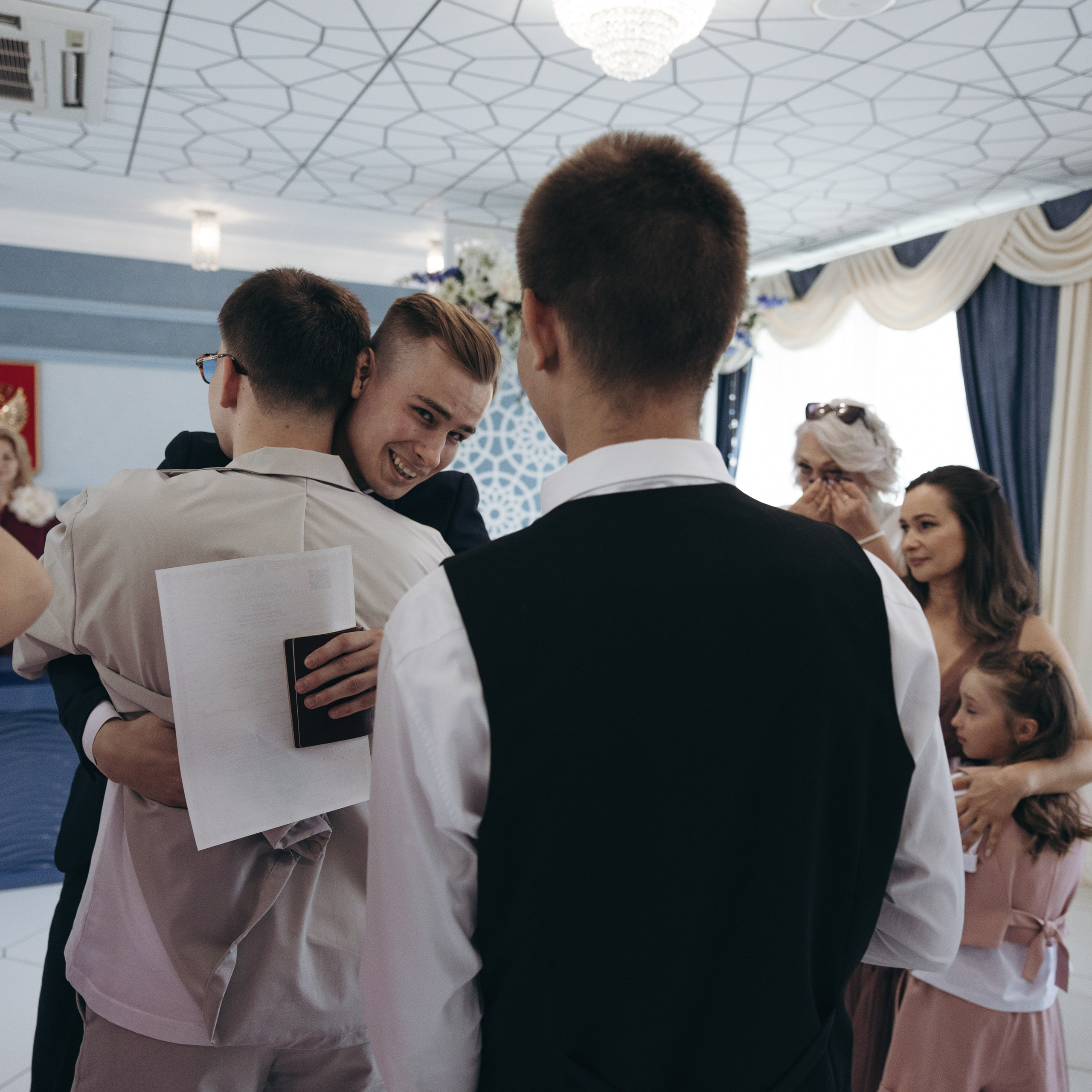 НИКИТА+НИКА. Свадебные фотограф и видеограф в Новосибирске — БОС