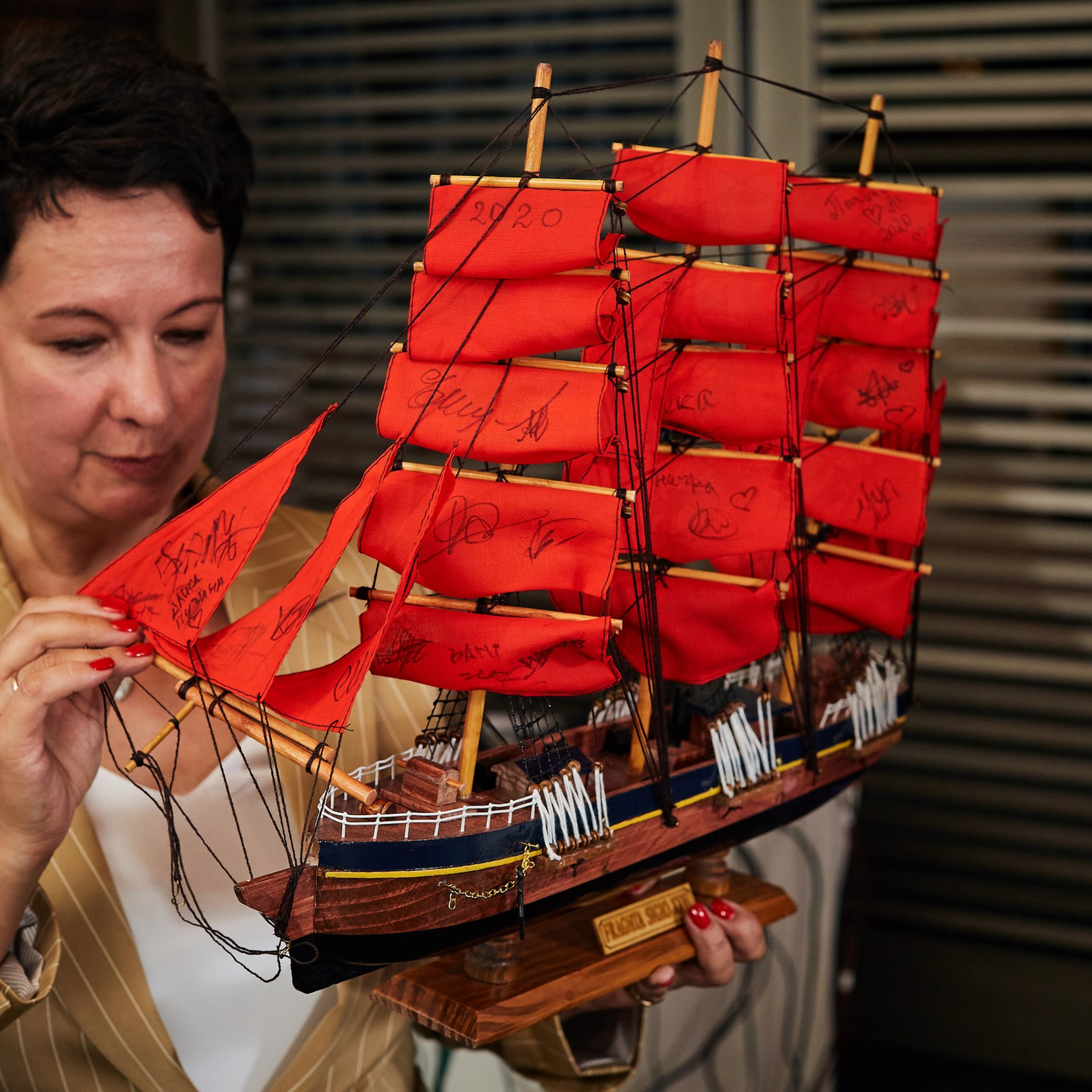 Фотосъемка выпускного. Школьный фотограф Сергей Беликов