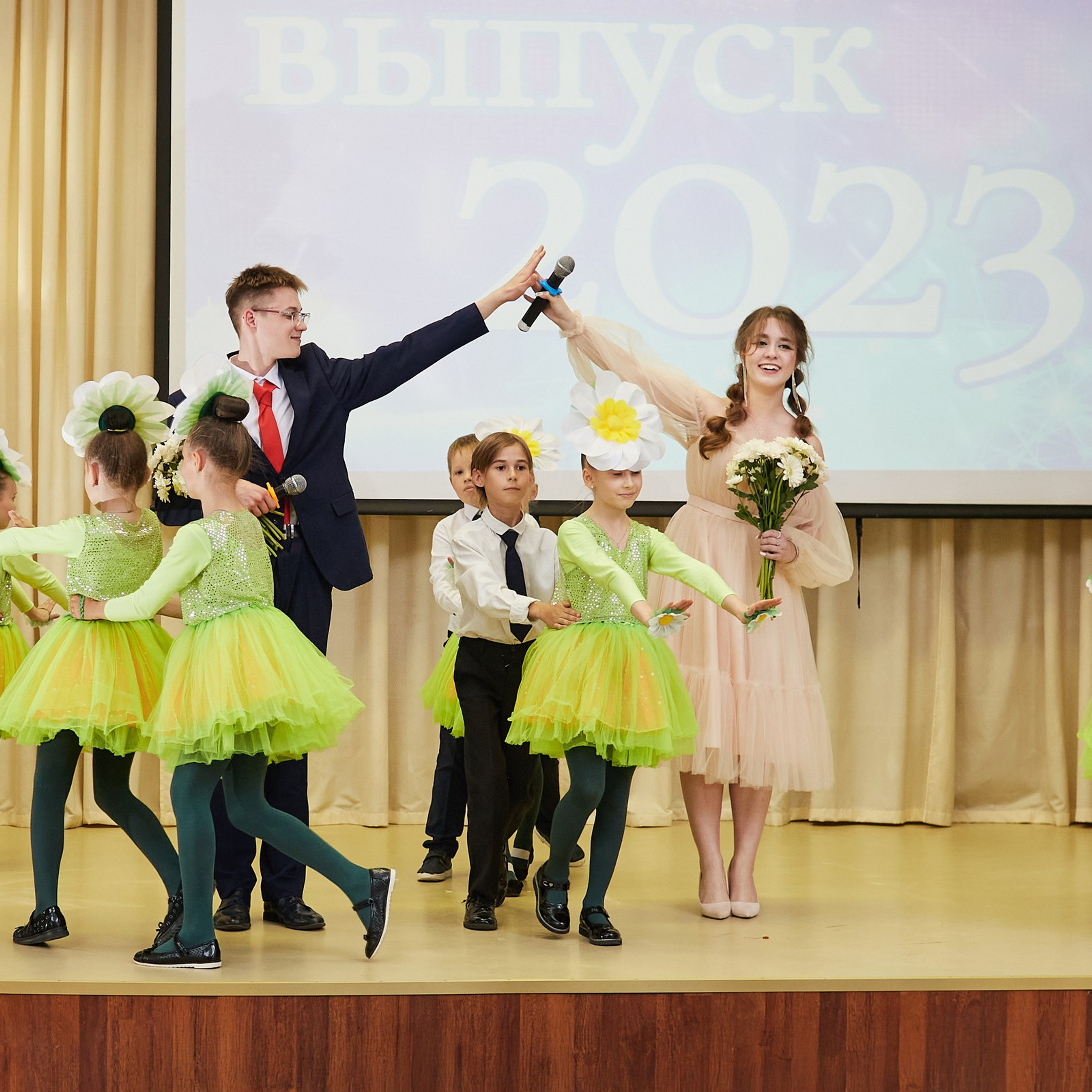 Фотосъемка выпускного. Школьный фотограф Сергей Беликов