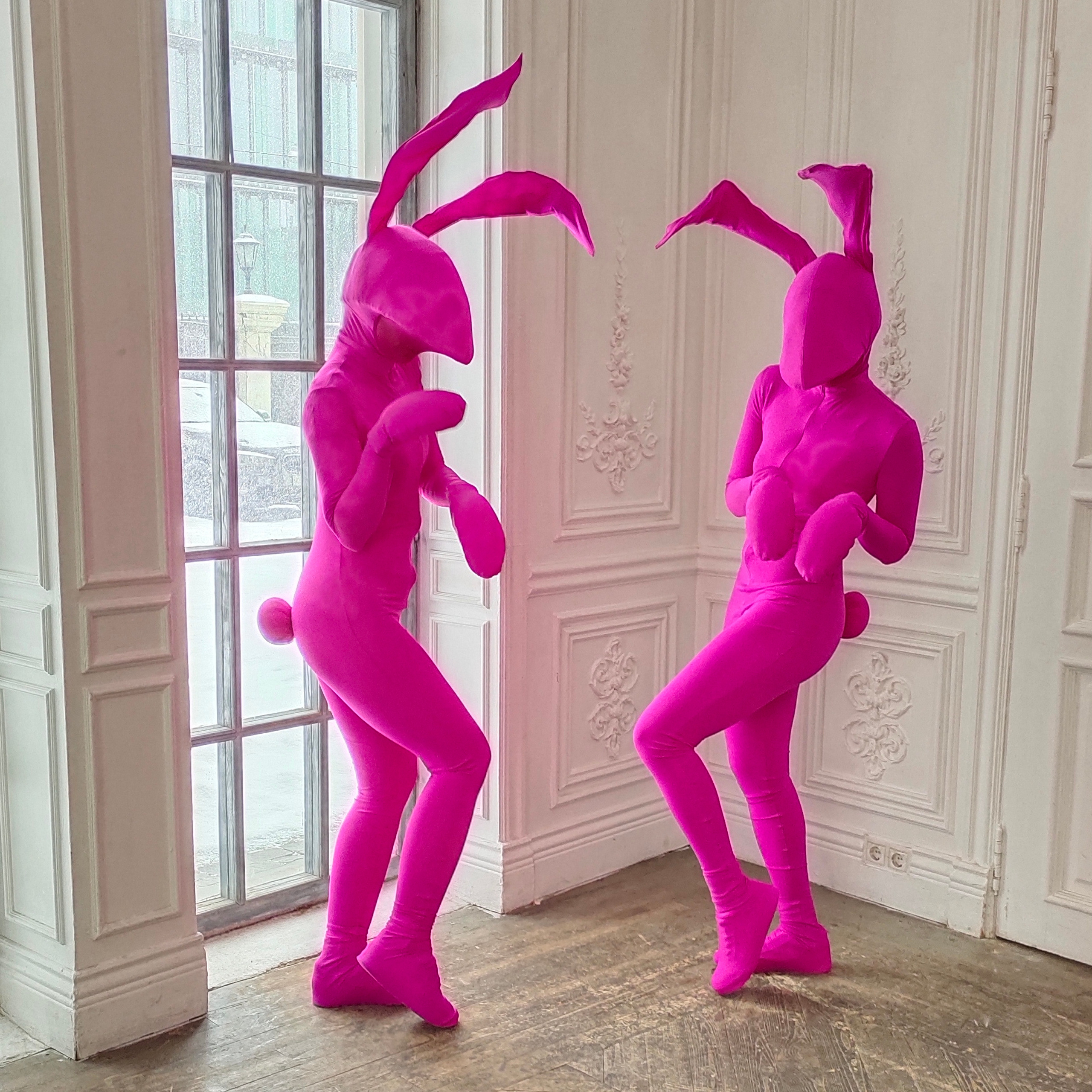 Блог. Фотографии, видео от Лисавлесу. Мимы и Ходулисты на встречу гостей. Москва