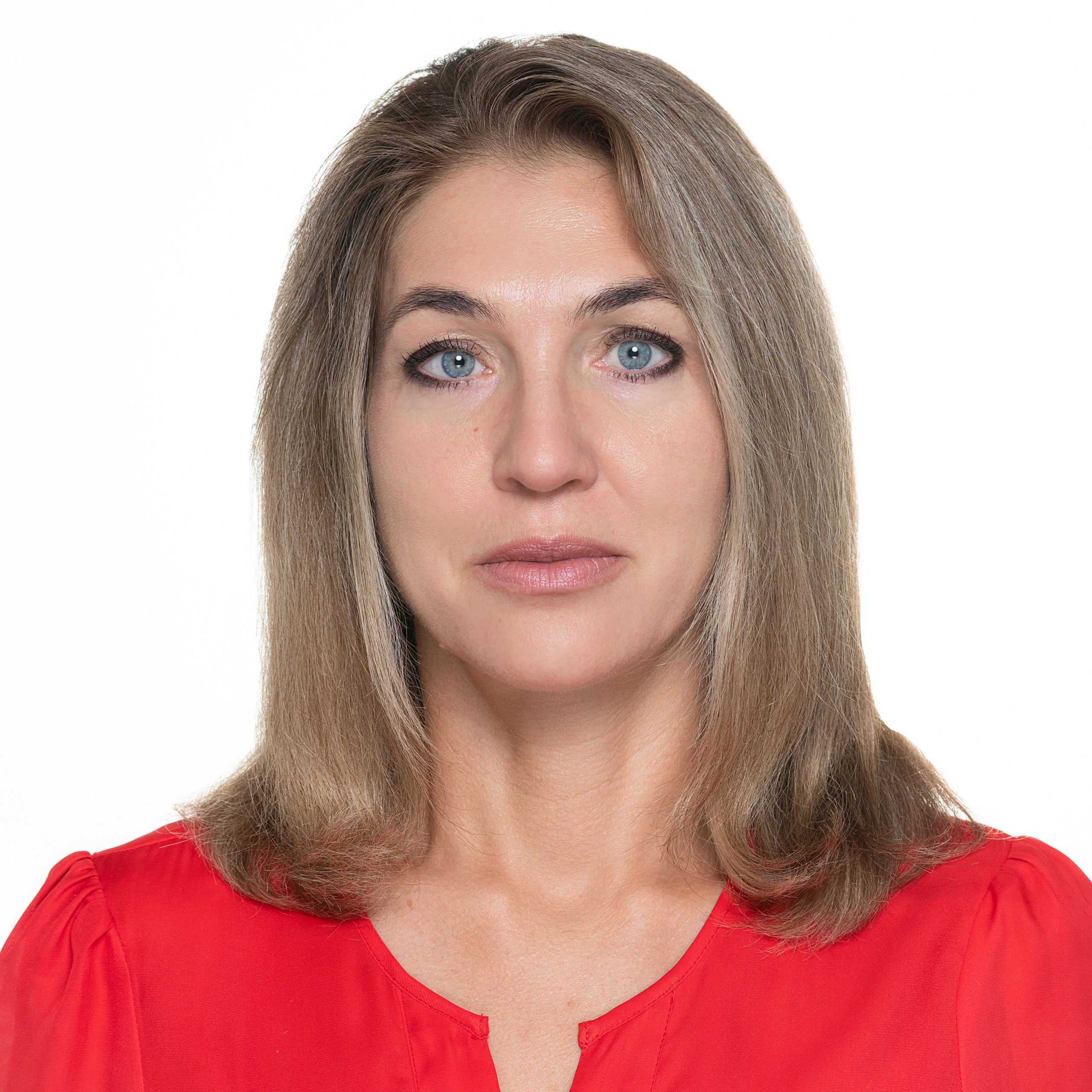 Фото на документы. Фотограф Екатерина Черноуцкая