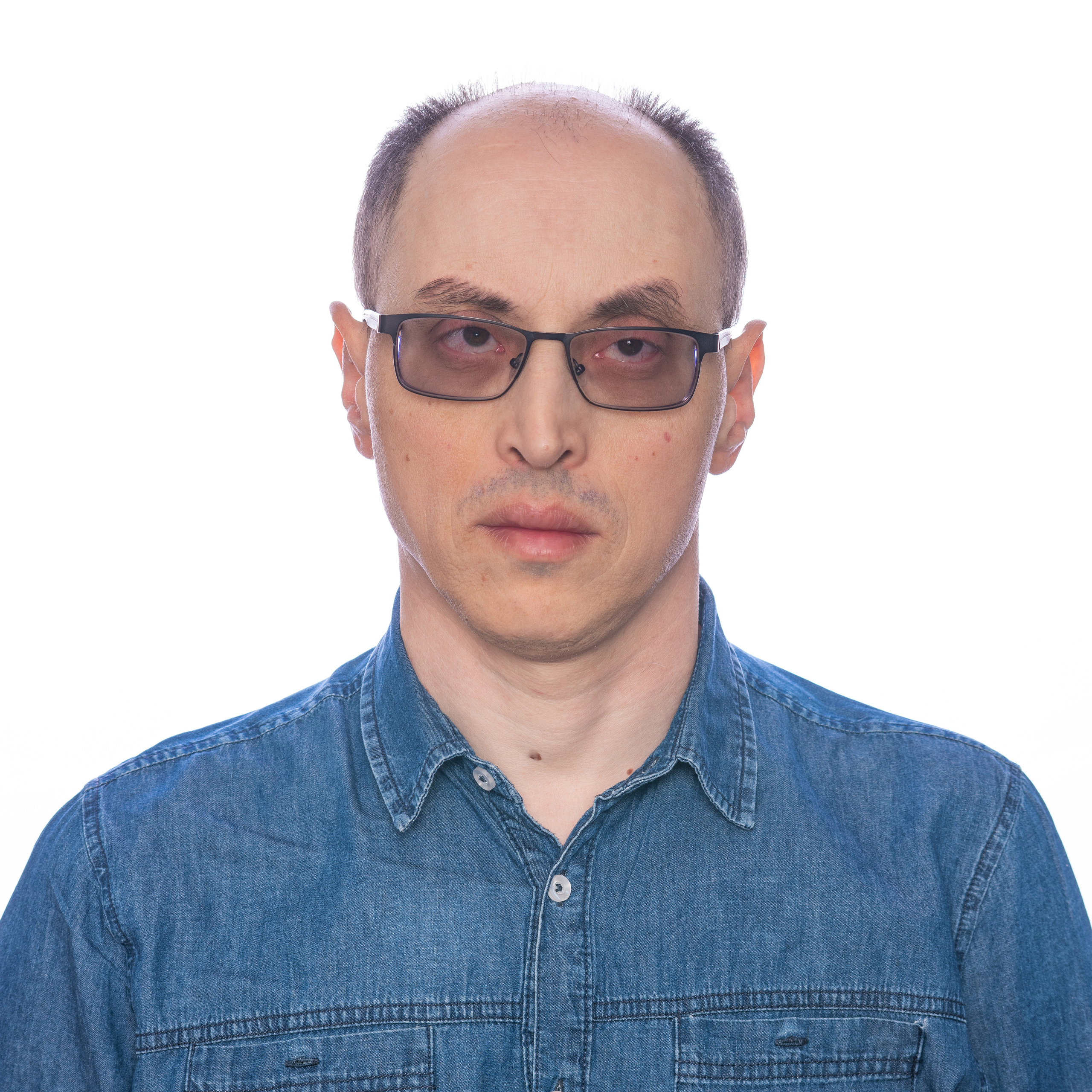 Фото на документы. Фотограф Екатерина Черноуцкая