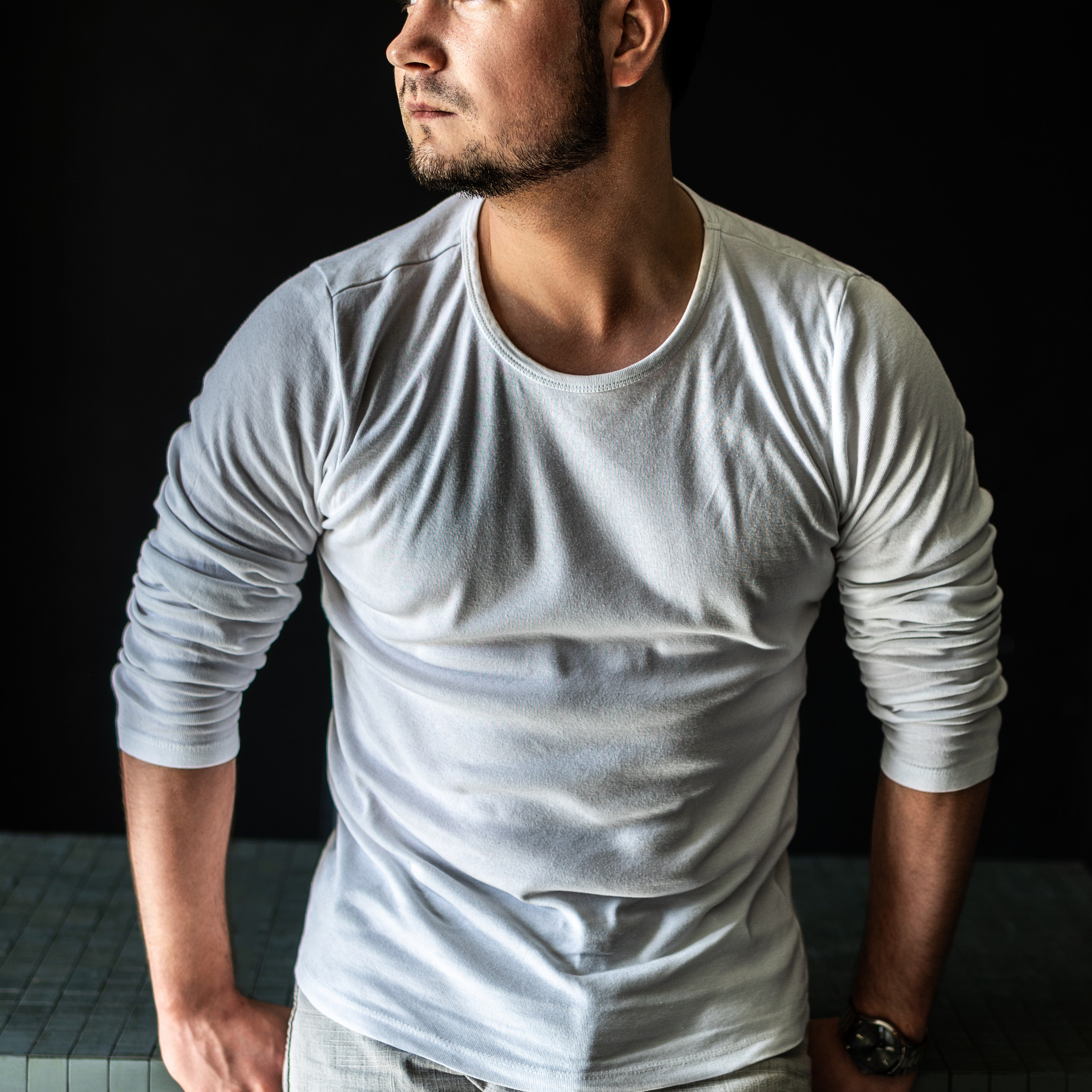 Заказать фотосессию в студии в Екатеринбурге | Мужская фотосессия. Репортажный фотограф Екатеринбург | Яркий, качественный репортаж | Концерты, клубы, репортаж, праздники, корпоративы