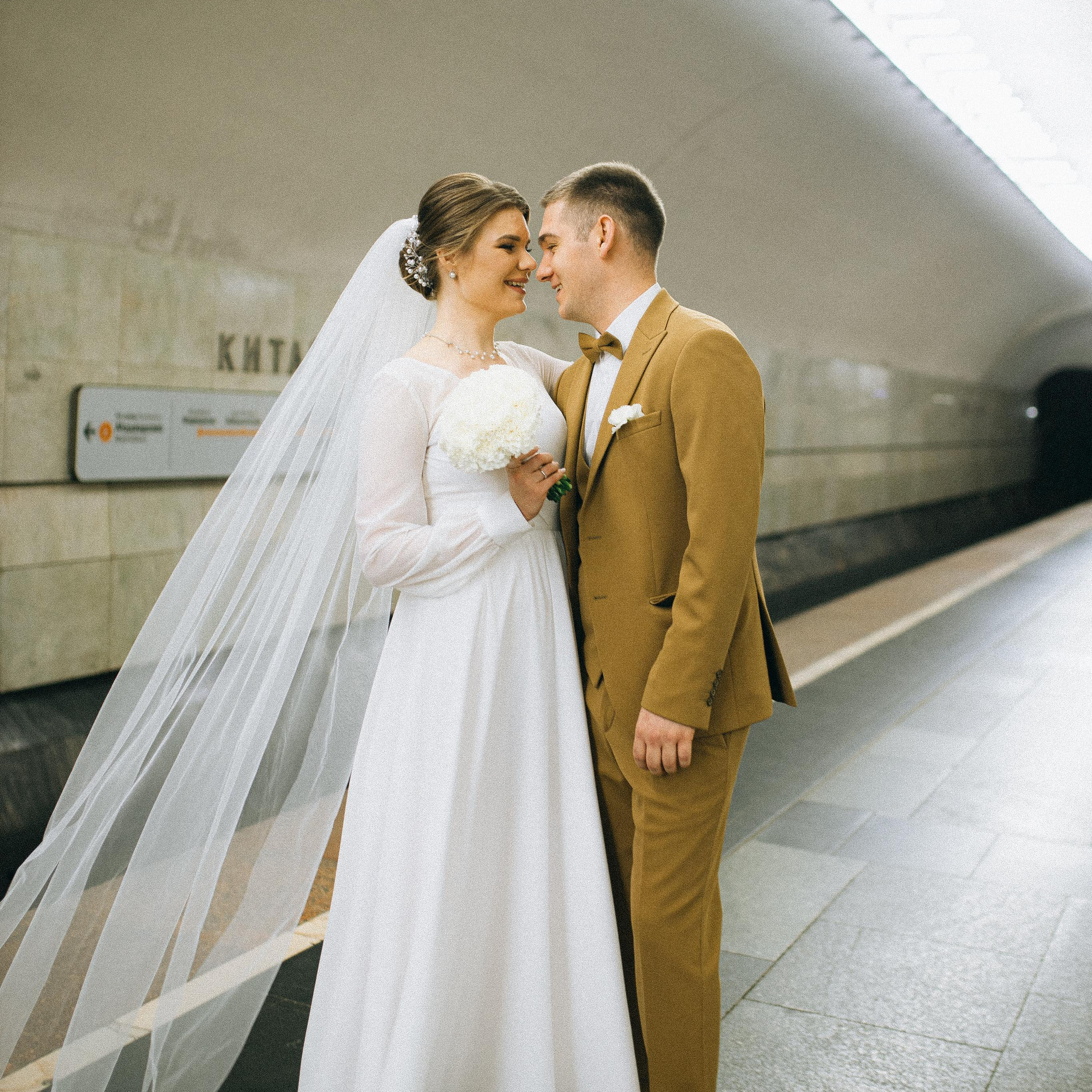 Портфолио Елены Геор. Салон свадебных стилистов