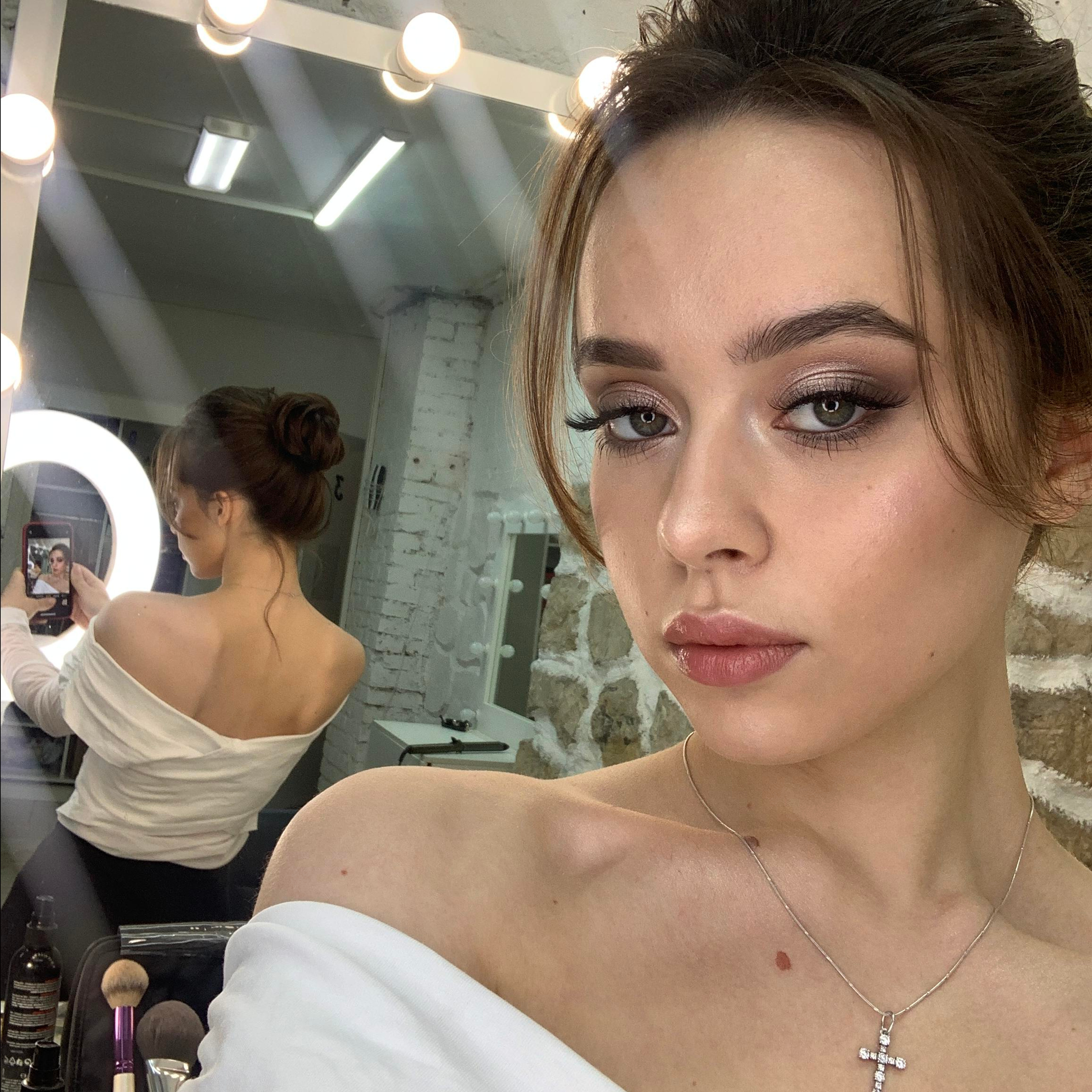 Портфолио Екатерина Бессоновой —ведущий стилист. Салон свадебных стилистов