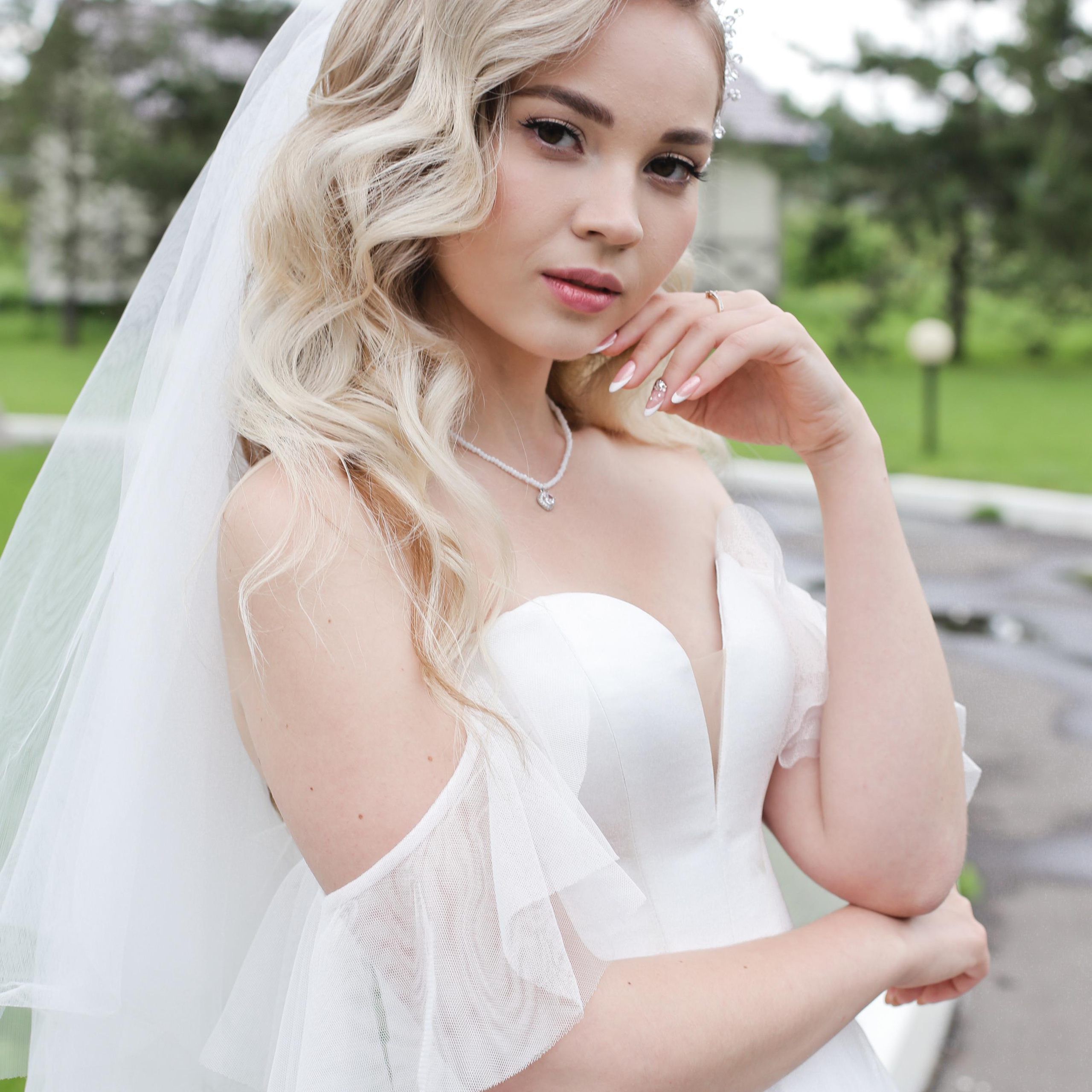 Портфолио Елены Геор. Салон свадебных стилистов