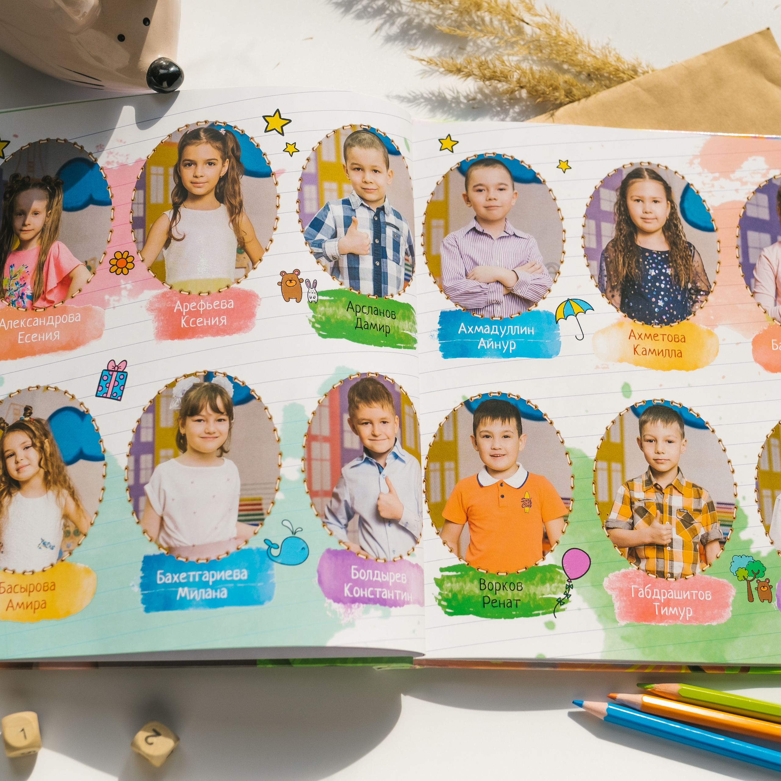 Лайт «Краски». Выпускные альбомы «Окейкнига»