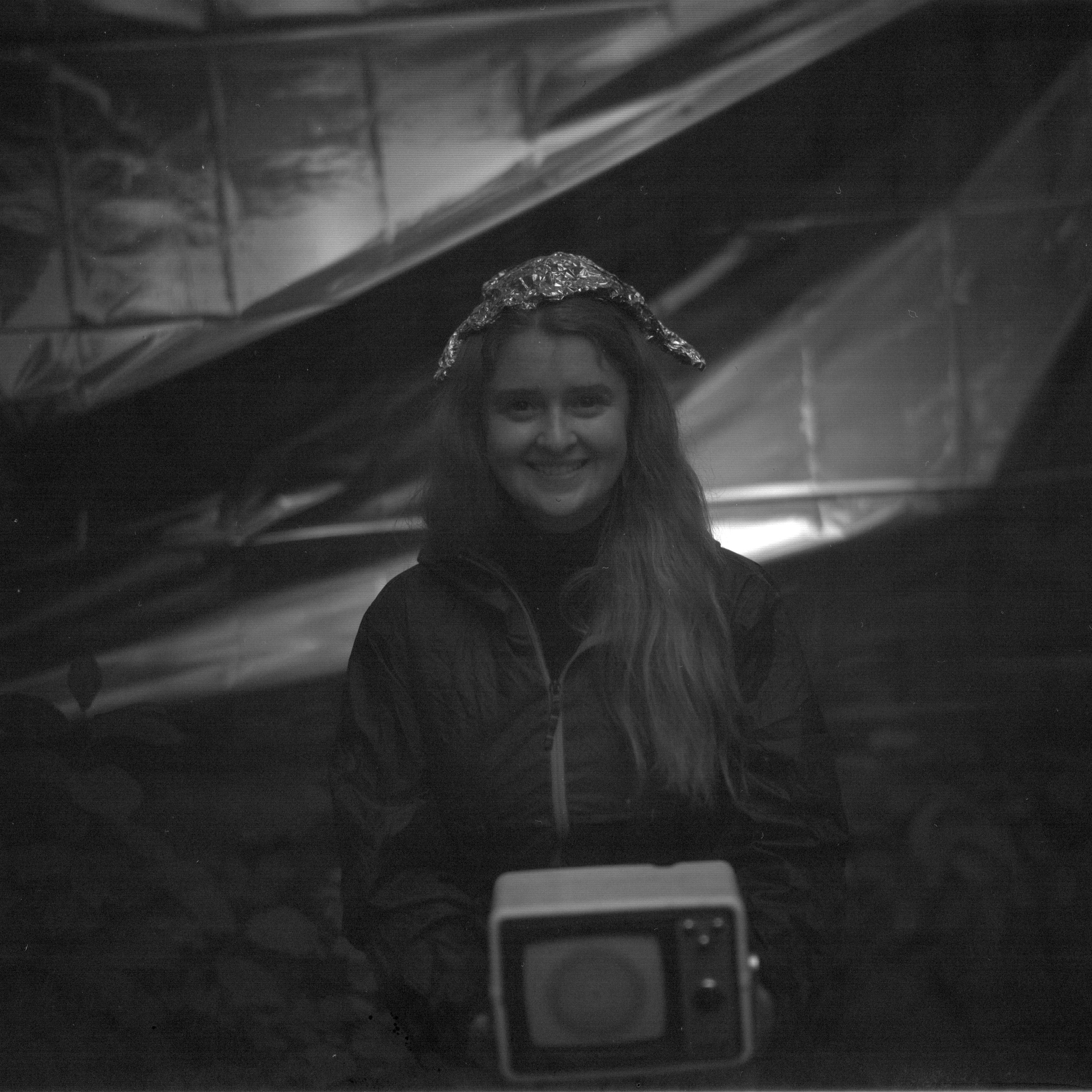 Ремонт головы с помощью Фольги и Буратино. Roman Hodirev is an esoteriologist, multidisciplinary artist, photographer and musician. Saint Petersburg, Riga