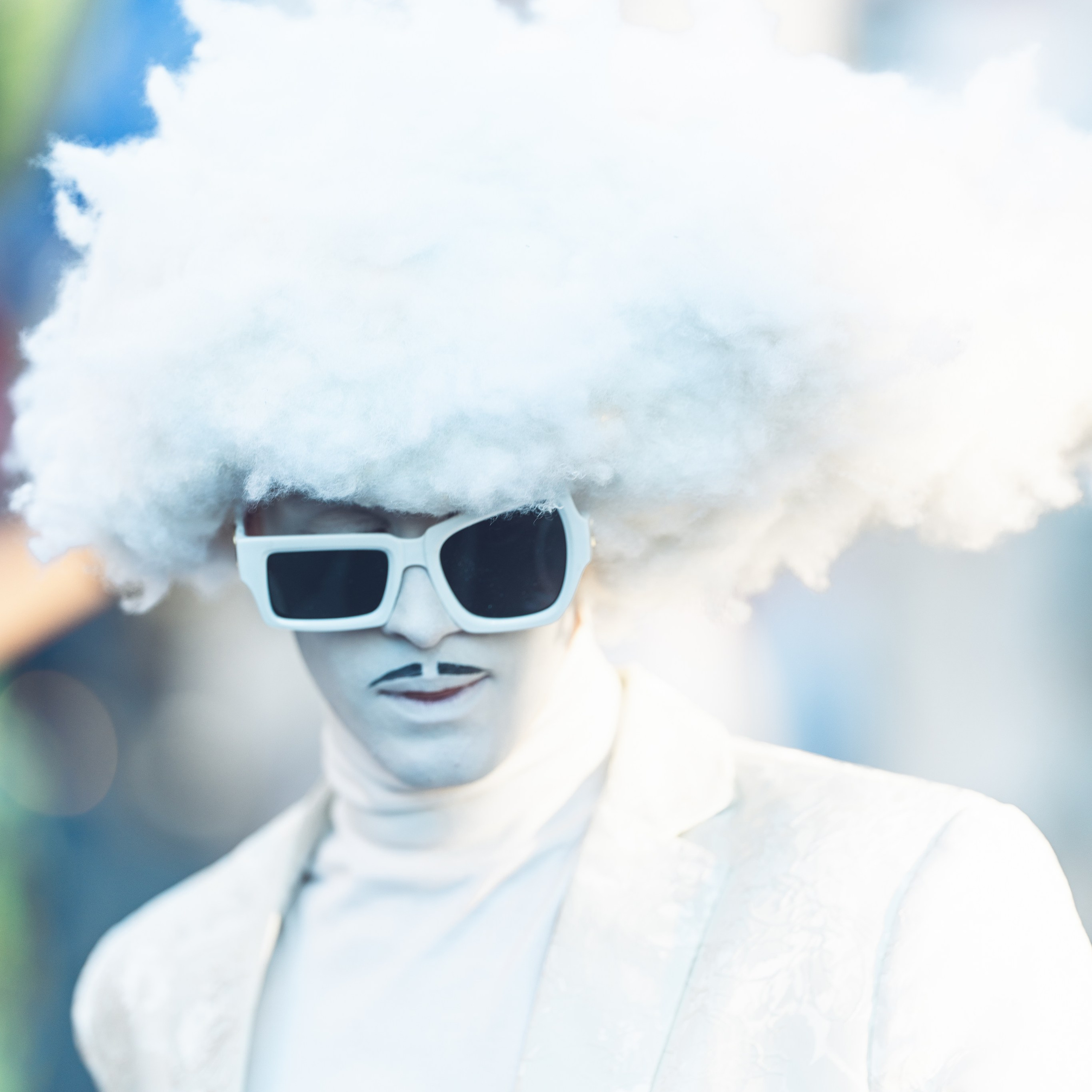 Портретная фотосессияСемейная фотосессияДетская фотосессияЛюбовная/Love-story фотосессияСвадебная фотосессияФотосессия для помолвкиПрофессиональный/деловой портретРекламная/коммерческая фотосессияФотосессия продукции (товары)Фотосессия моды (fashion)Бьюти-съемка (красота, макро-детали лица)Фотосессия lifestyle (повседневная жизнь, атмосфера)Фотосессия в полёте/авиационная (иногда отдельно как аэросъемка)Пейзажная/ландшафтная фотосессияАрхитектурная фотосессияАнфас/студийная фотосессияНю-фотосессия (с оговорками об этике и согласии)Фотосессия для артистов/музыкантовФотосессия для блогеров и инфлюенсеровФотосессия в стиле ретро/винтажЭко- и концептуальная съемка (арт-иллюстративная)Фотосессия для мероприятий (часто как репортажная)Aerial/дрон-съемка (в сочетании с портретной или пейзажной частью)Инфографическая/презентационная фотосессия (для презентаций и каталогов)