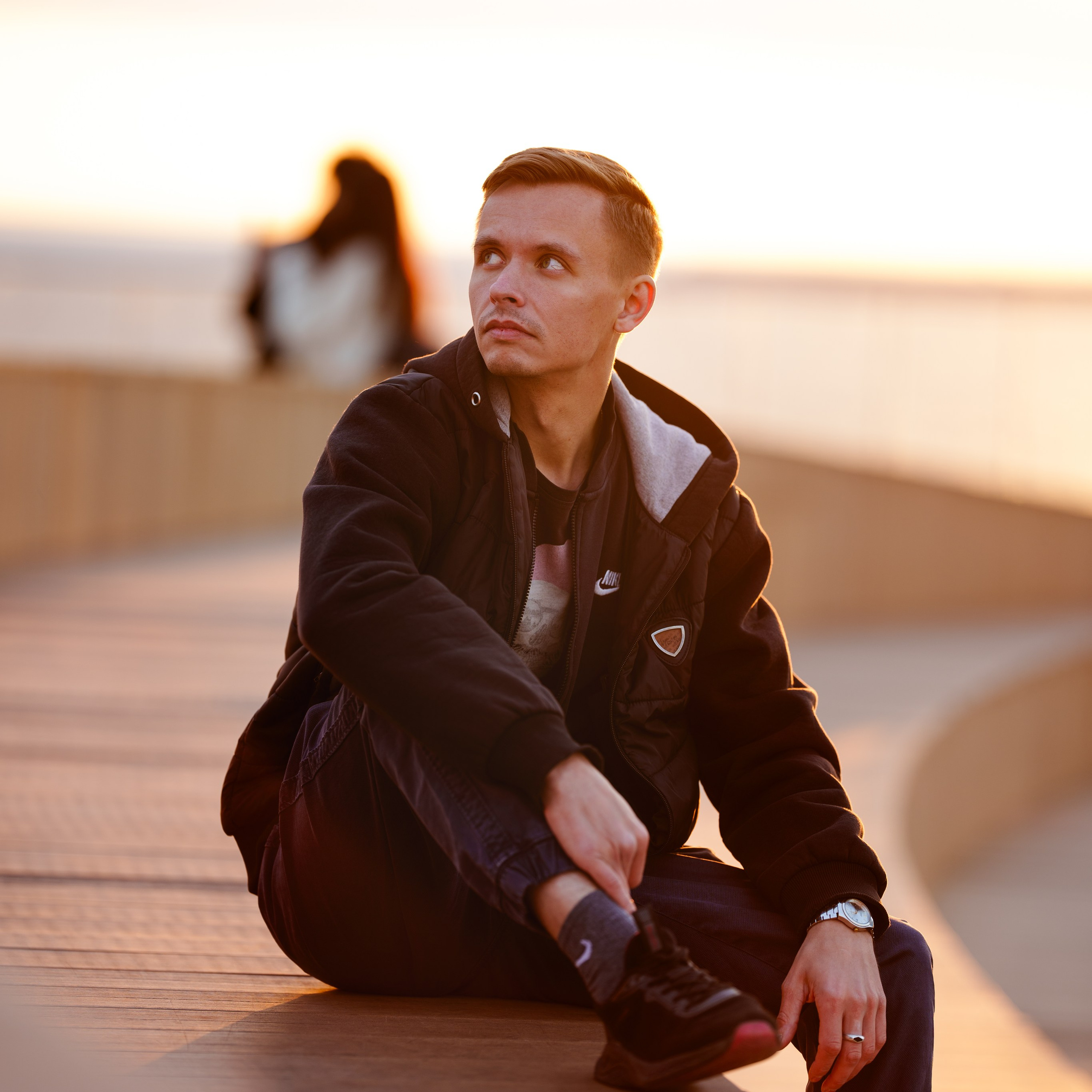 Портретная фотосессияСемейная фотосессияДетская фотосессияЛюбовная/Love-story фотосессияСвадебная фотосессияФотосессия для помолвкиПрофессиональный/деловой портретРекламная/коммерческая фотосессияФотосессия продукции (товары)Фотосессия моды (fashion)Бьюти-съемка (красота, макро-детали лица)Фотосессия lifestyle (повседневная жизнь, атмосфера)Фотосессия в полёте/авиационная (иногда отдельно как аэросъемка)Пейзажная/ландшафтная фотосессияАрхитектурная фотосессияАнфас/студийная фотосессияНю-фотосессия (с оговорками об этике и согласии)Фотосессия для артистов/музыкантовФотосессия для блогеров и инфлюенсеровФотосессия в стиле ретро/винтажЭко- и концептуальная съемка (арт-иллюстративная)Фотосессия для мероприятий (часто как репортажная)Aerial/дрон-съемка (в сочетании с портретной или пейзажной частью)Инфографическая/презентационная фотосессия (для презентаций и каталогов)