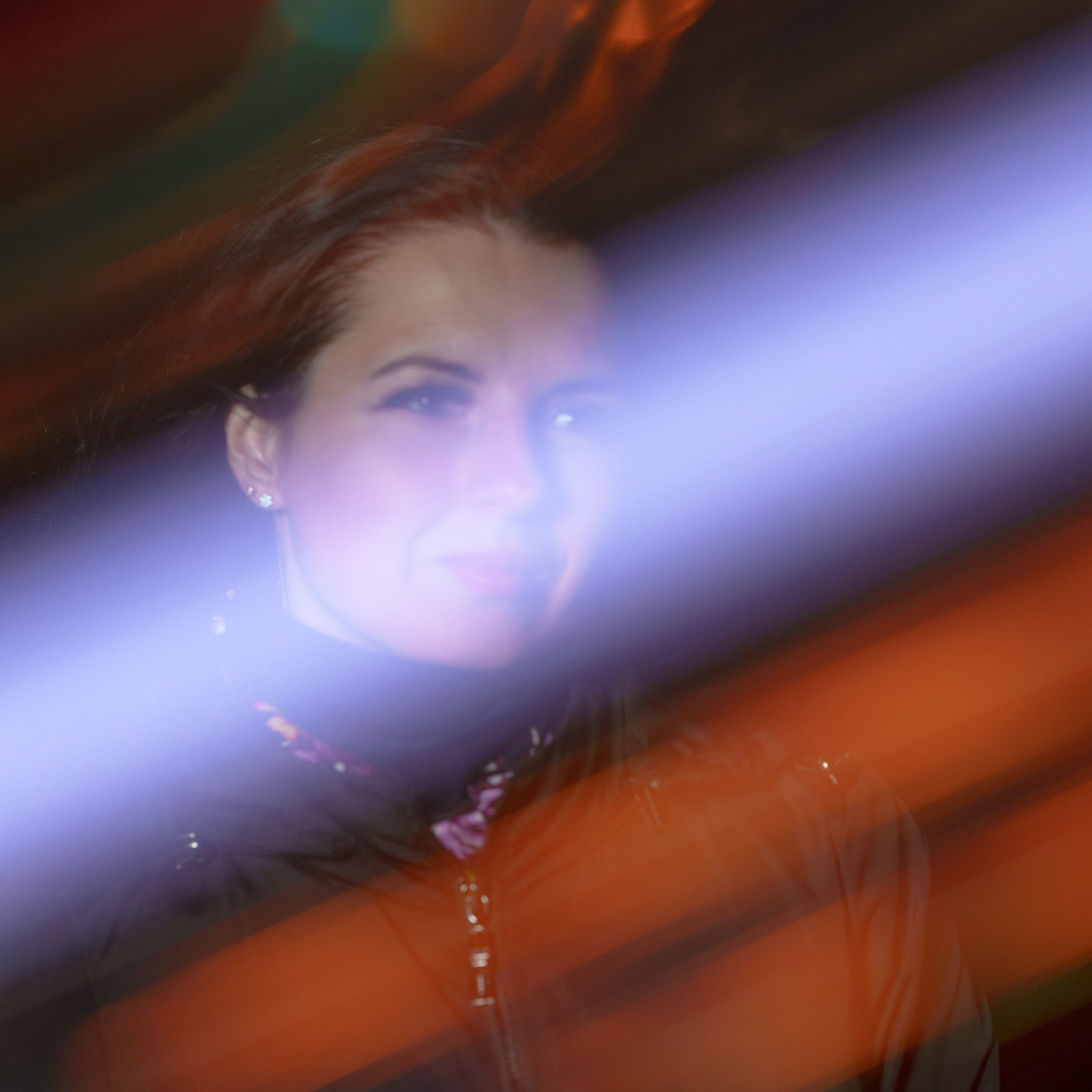 Портретная фотосессияСемейная фотосессияДетская фотосессияЛюбовная/Love-story фотосессияСвадебная фотосессияФотосессия для помолвкиПрофессиональный/деловой портретРекламная/коммерческая фотосессияФотосессия продукции (товары)Фотосессия моды (fashion)Бьюти-съемка (красота, макро-детали лица)Фотосессия lifestyle (повседневная жизнь, атмосфера)Фотосессия в полёте/авиационная (иногда отдельно как аэросъемка)Пейзажная/ландшафтная фотосессияАрхитектурная фотосессияАнфас/студийная фотосессияНю-фотосессия (с оговорками об этике и согласии)Фотосессия для артистов/музыкантовФотосессия для блогеров и инфлюенсеровФотосессия в стиле ретро/винтажЭко- и концептуальная съемка (арт-иллюстративная)Фотосессия для мероприятий (часто как репортажная)Aerial/дрон-съемка (в сочетании с портретной или пейзажной частью)Инфографическая/презентационная фотосессия (для презентаций и каталогов)