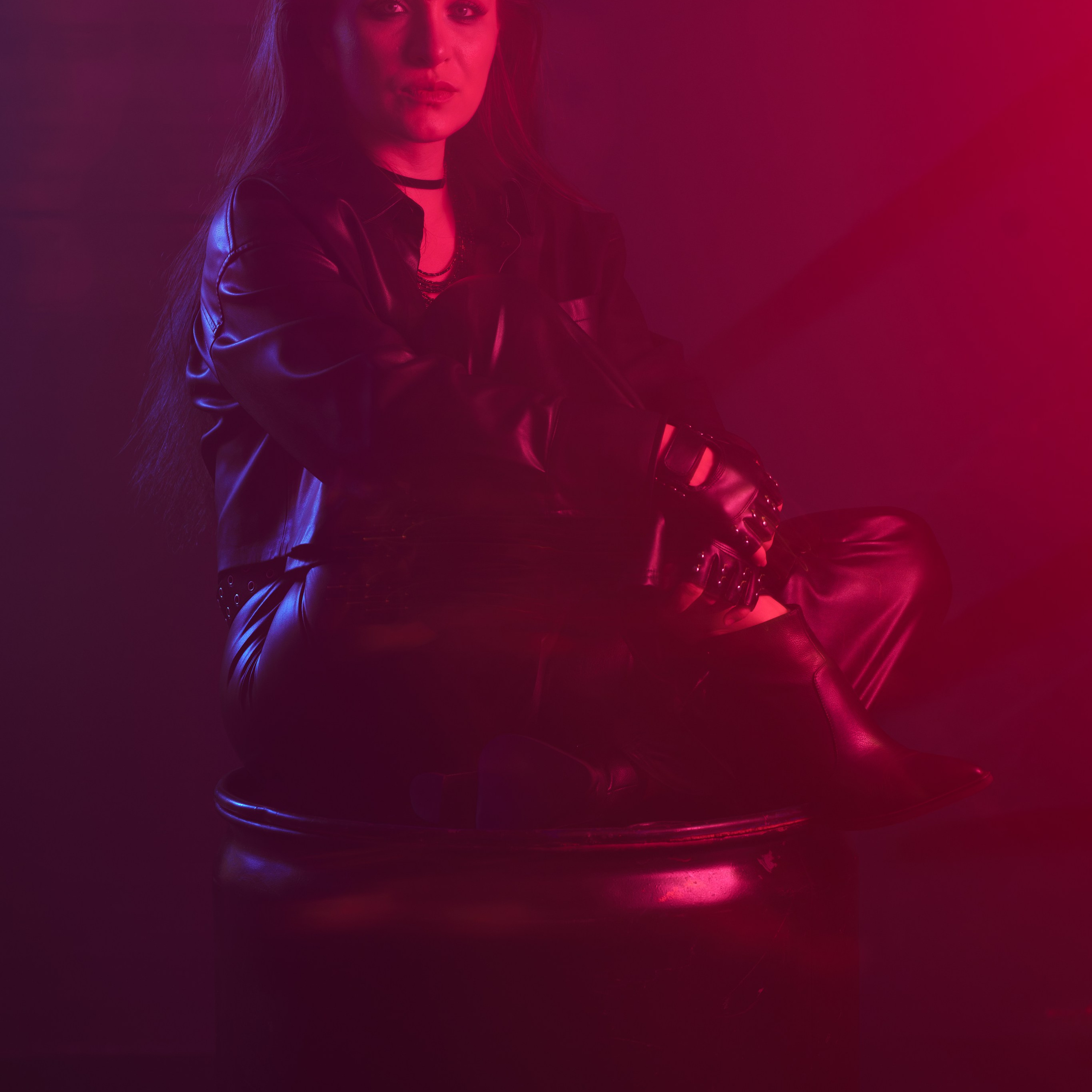 Портретная фотосессияСемейная фотосессияДетская фотосессияЛюбовная/Love-story фотосессияСвадебная фотосессияФотосессия для помолвкиПрофессиональный/деловой портретРекламная/коммерческая фотосессияФотосессия продукции (товары)Фотосессия моды (fashion)Бьюти-съемка (красота, макро-детали лица)Фотосессия lifestyle (повседневная жизнь, атмосфера)Фотосессия в полёте/авиационная (иногда отдельно как аэросъемка)Пейзажная/ландшафтная фотосессияАрхитектурная фотосессияАнфас/студийная фотосессияНю-фотосессия (с оговорками об этике и согласии)Фотосессия для артистов/музыкантовФотосессия для блогеров и инфлюенсеровФотосессия в стиле ретро/винтажЭко- и концептуальная съемка (арт-иллюстративная)Фотосессия для мероприятий (часто как репортажная)Aerial/дрон-съемка (в сочетании с портретной или пейзажной частью)Инфографическая/презентационная фотосессия (для презентаций и каталогов)