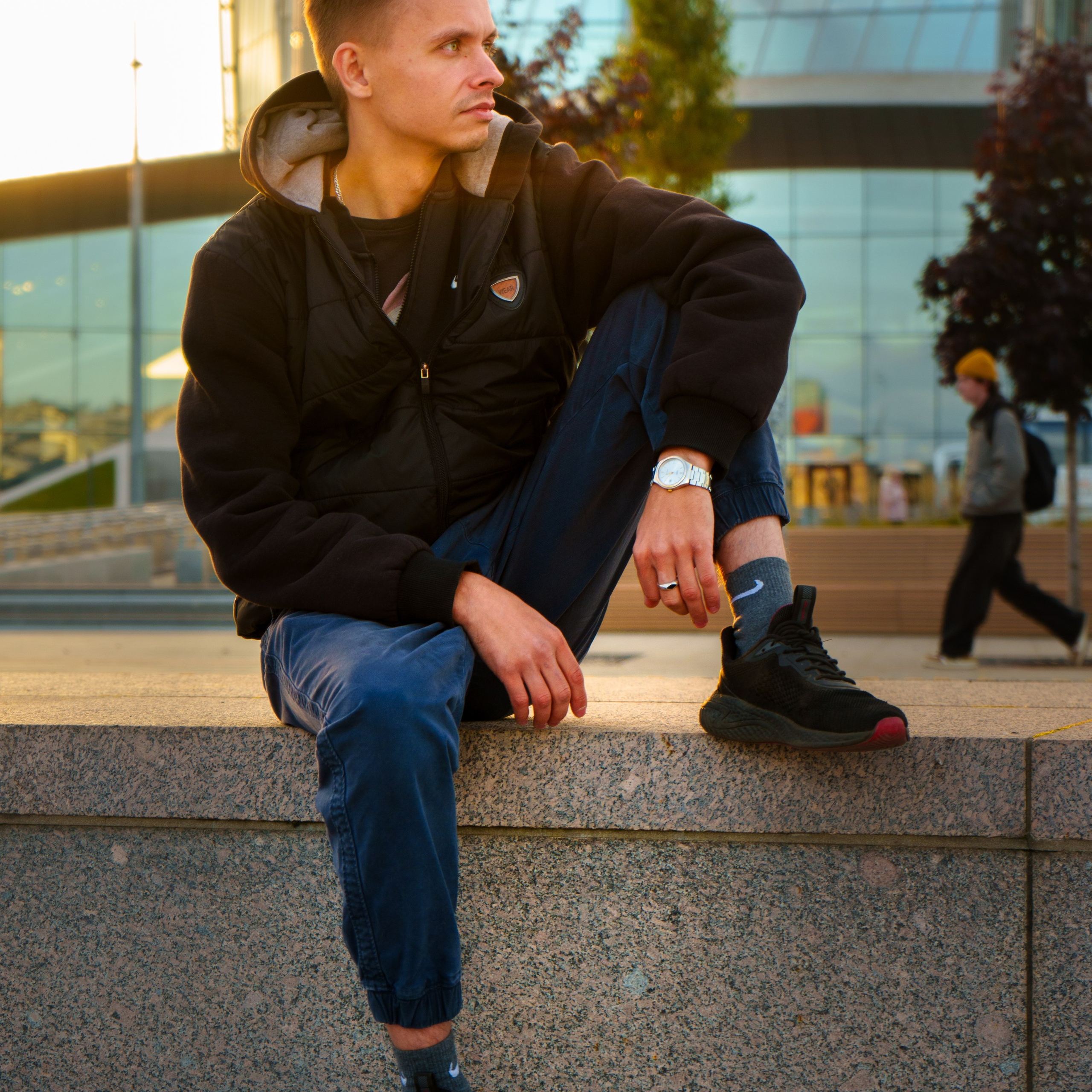 Портретная фотосессияСемейная фотосессияДетская фотосессияЛюбовная/Love-story фотосессияСвадебная фотосессияФотосессия для помолвкиПрофессиональный/деловой портретРекламная/коммерческая фотосессияФотосессия продукции (товары)Фотосессия моды (fashion)Бьюти-съемка (красота, макро-детали лица)Фотосессия lifestyle (повседневная жизнь, атмосфера)Фотосессия в полёте/авиационная (иногда отдельно как аэросъемка)Пейзажная/ландшафтная фотосессияАрхитектурная фотосессияАнфас/студийная фотосессияНю-фотосессия (с оговорками об этике и согласии)Фотосессия для артистов/музыкантовФотосессия для блогеров и инфлюенсеровФотосессия в стиле ретро/винтажЭко- и концептуальная съемка (арт-иллюстративная)Фотосессия для мероприятий (часто как репортажная)Aerial/дрон-съемка (в сочетании с портретной или пейзажной частью)Инфографическая/презентационная фотосессия (для презентаций и каталогов)