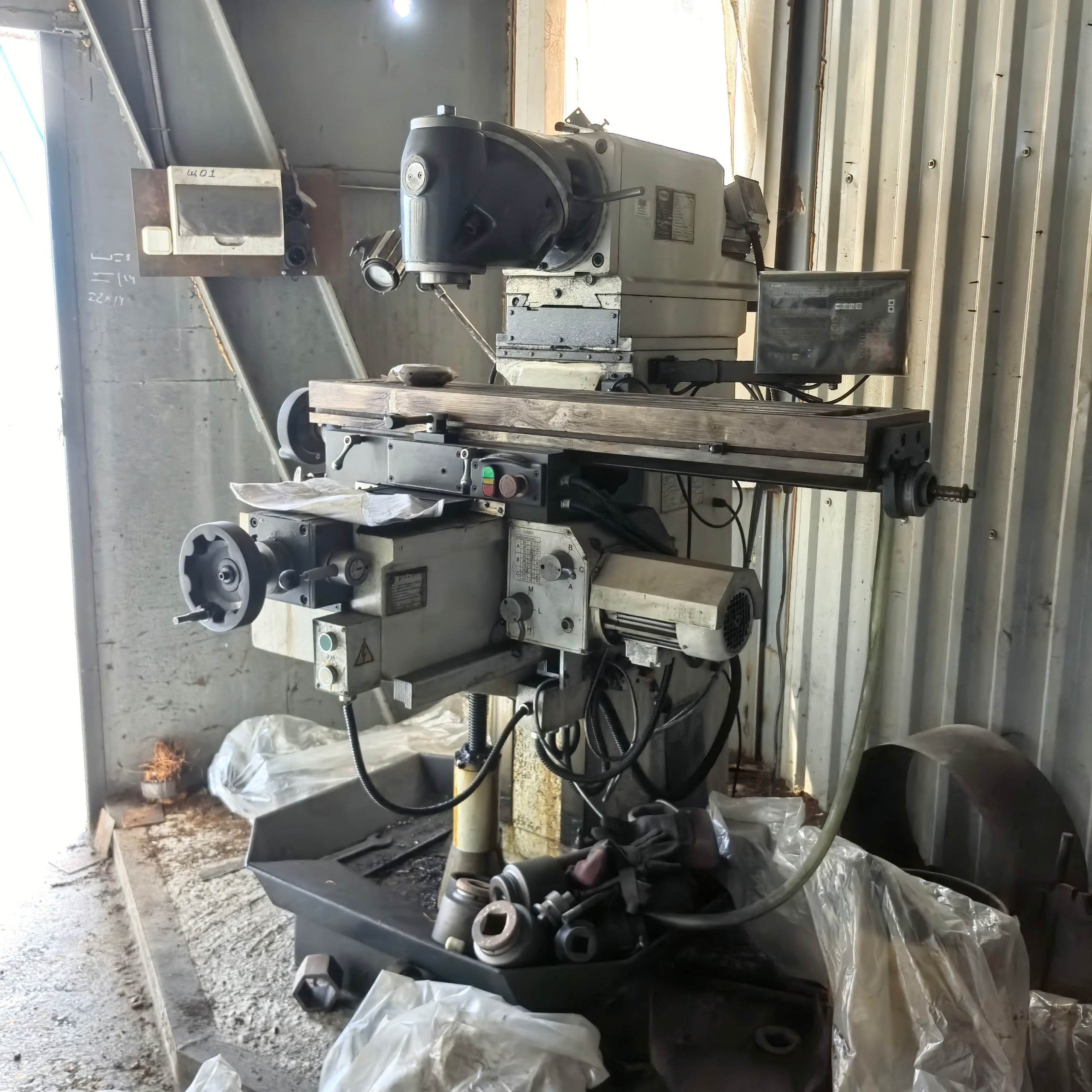 Универсальный фрезерный станок Proma FVV-125PD