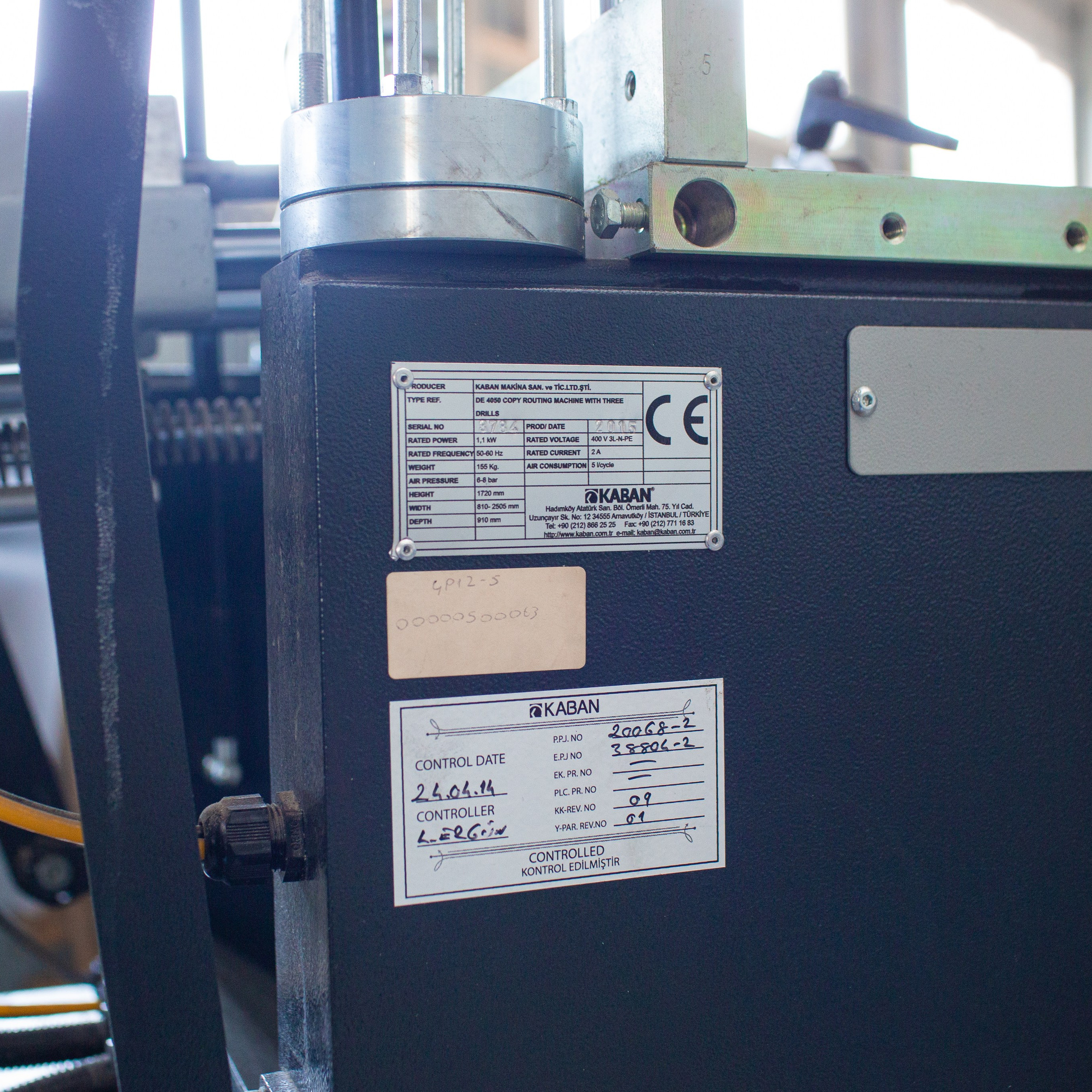 KABAN DE-4050 Копировально-фрезерный станок с 3мя фрезами под ручки