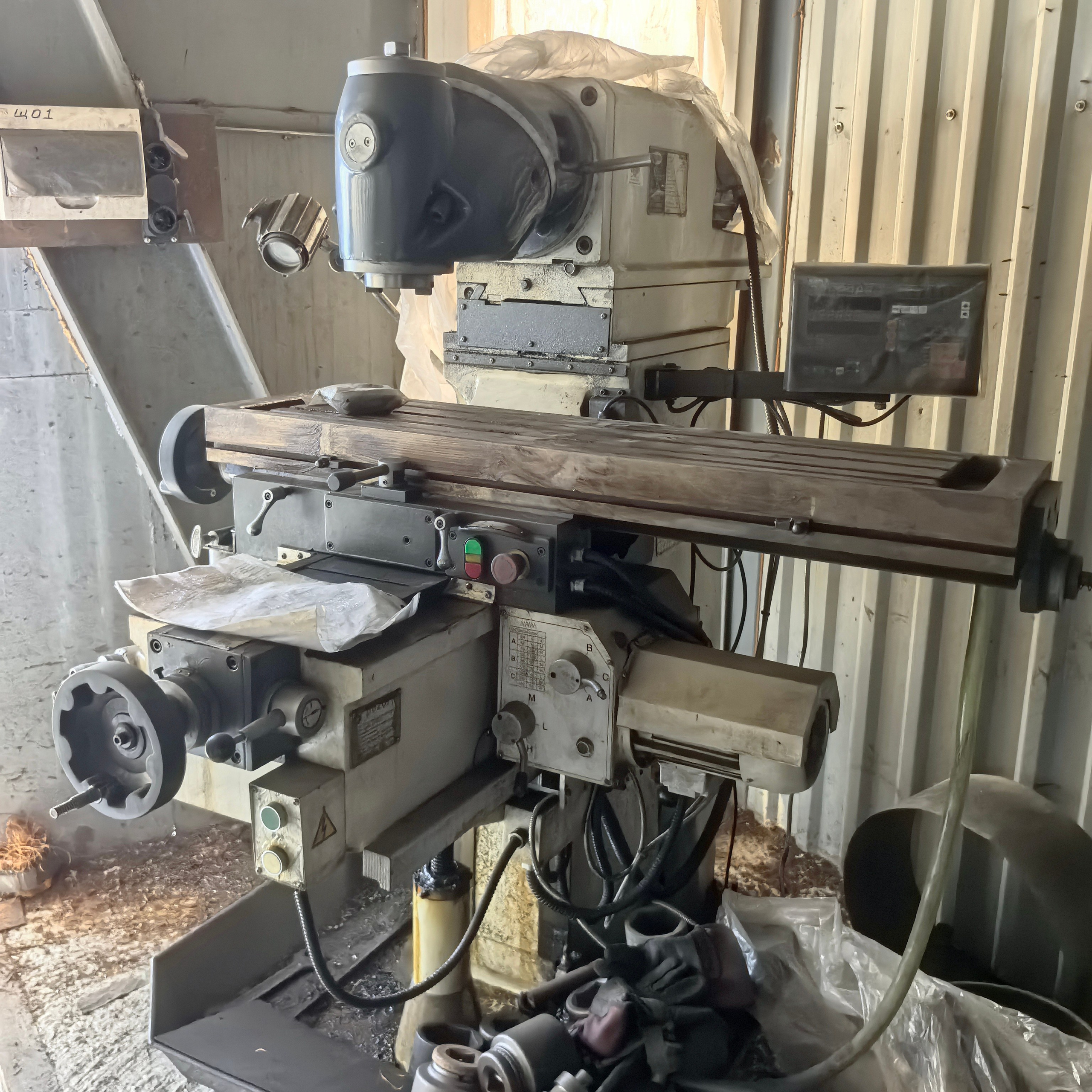 Универсальный фрезерный станок Proma FVV-125PD