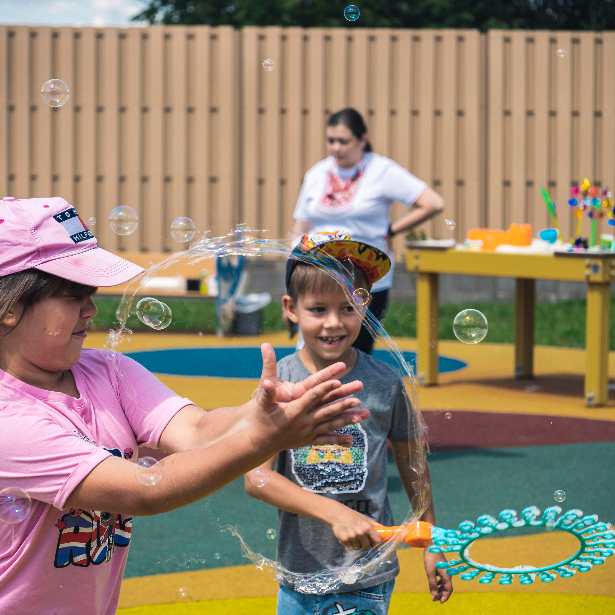 Фотосессия с мыльными пузырями. Фотограф Каримов Виктор