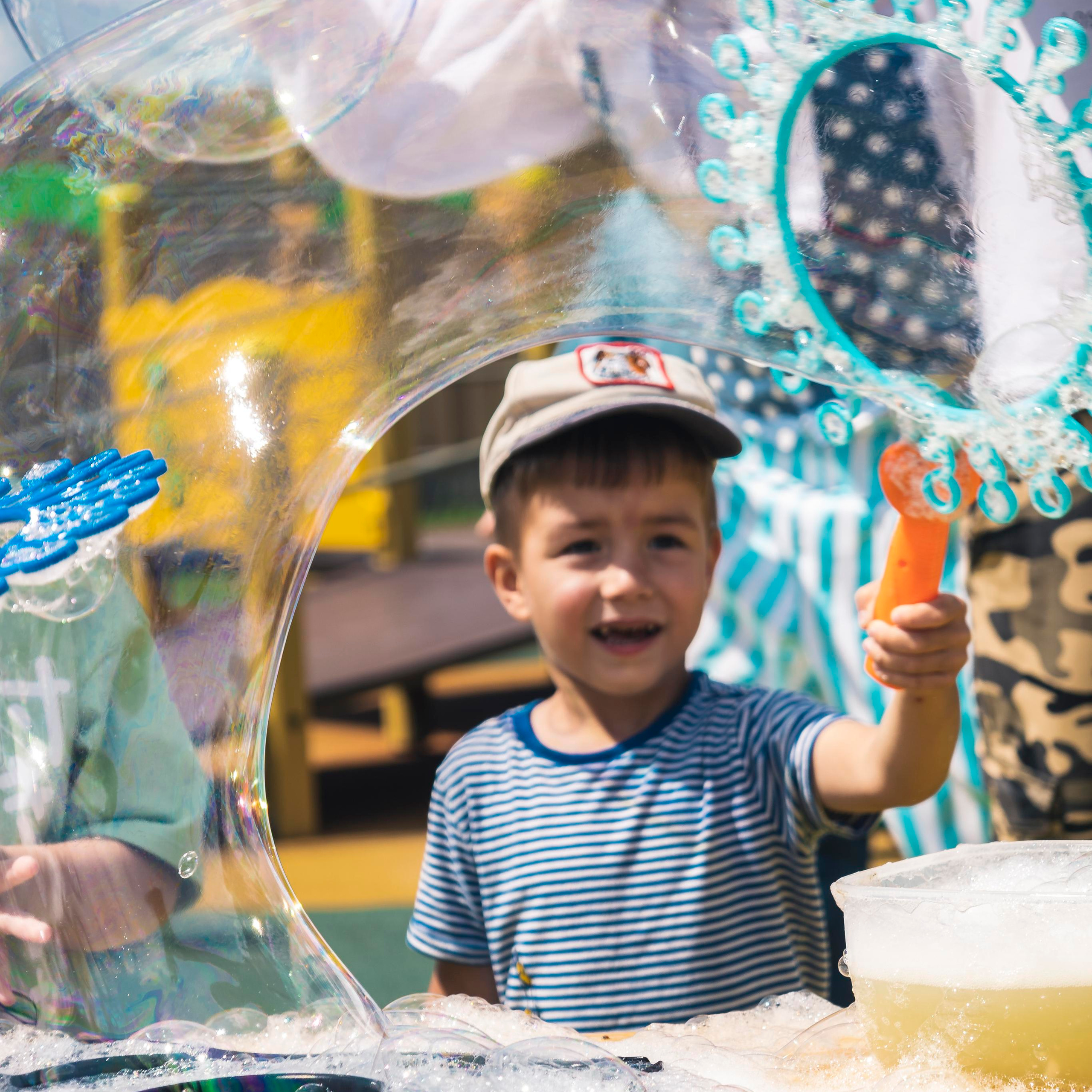 Фотосессия с мыльными пузырями. Фотограф Каримов Виктор