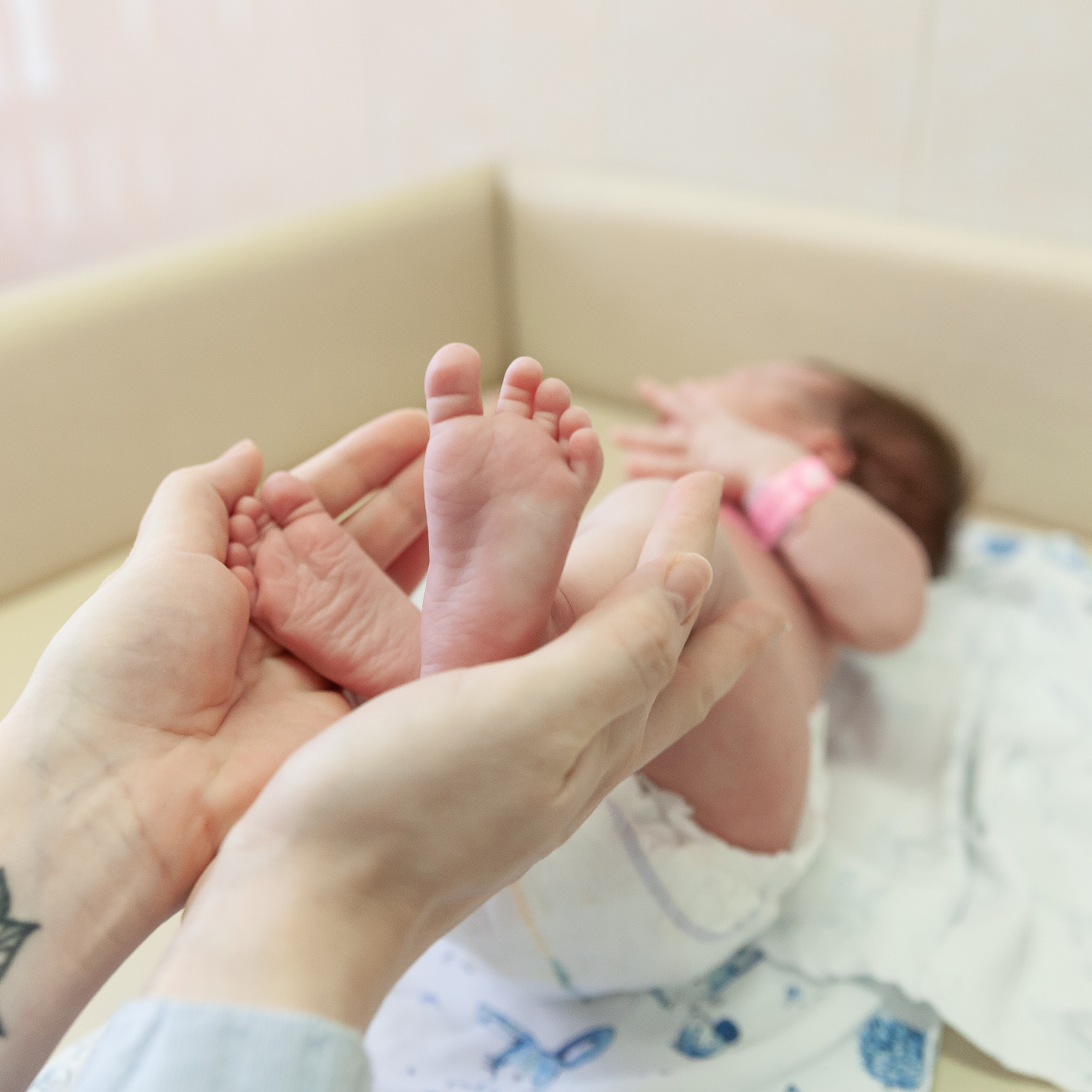 Съемка выписки. Первая фотостудия новорожденных в г. Кемерово