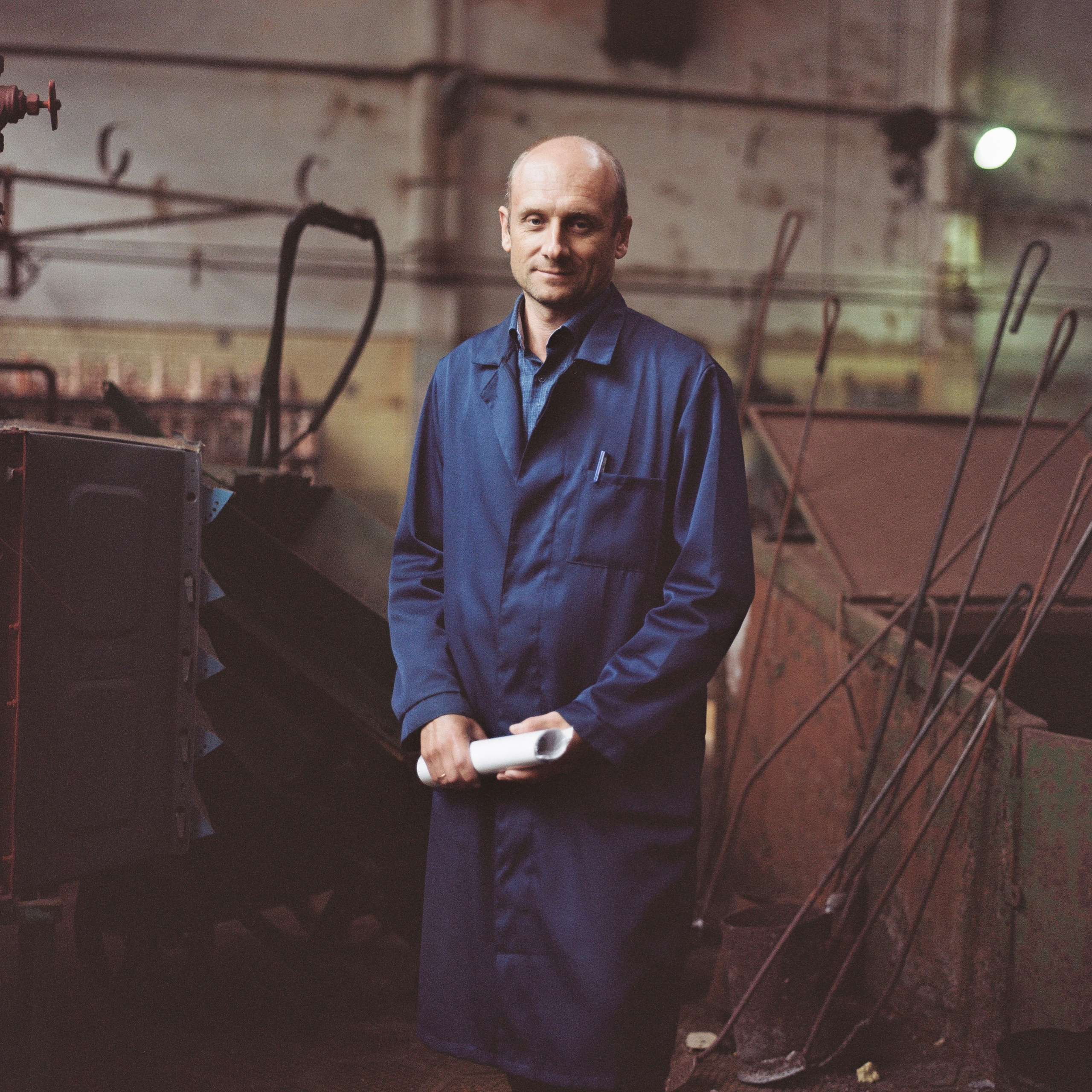 Русский проспект. Not an artist, but photographer. Ivan birdman