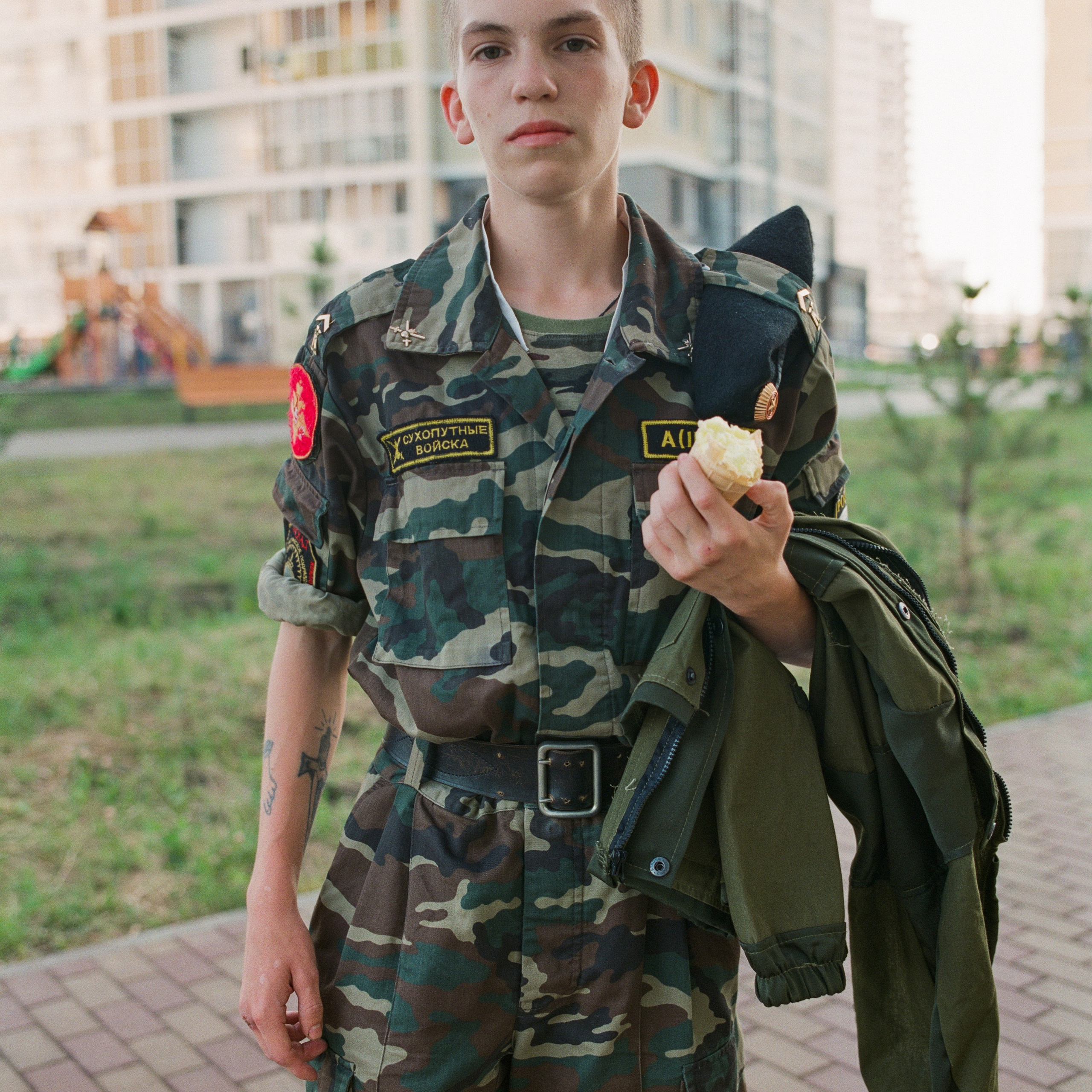 Русский проспект. Not an artist, but photographer. Ivan birdman