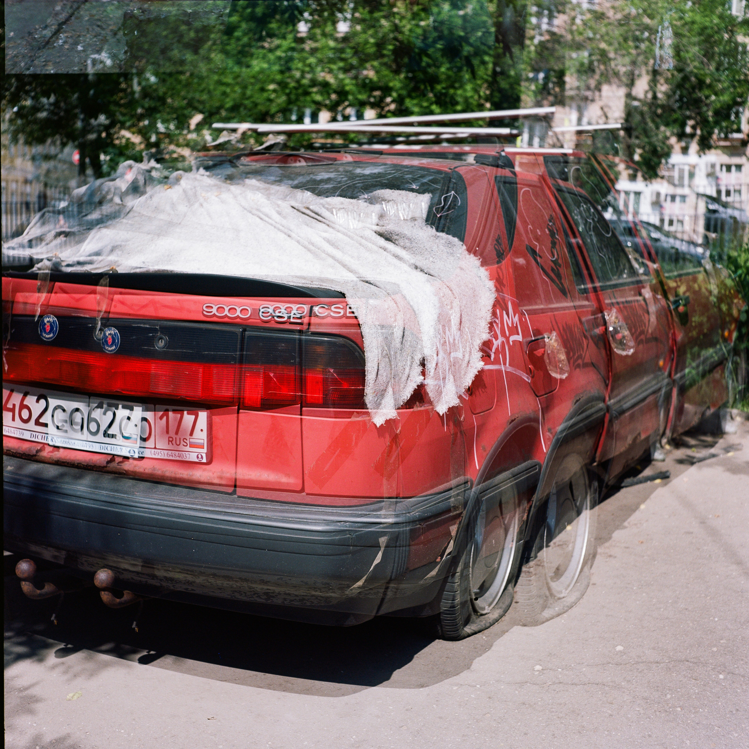 Русский проспект. Not an artist, but photographer. Ivan birdman