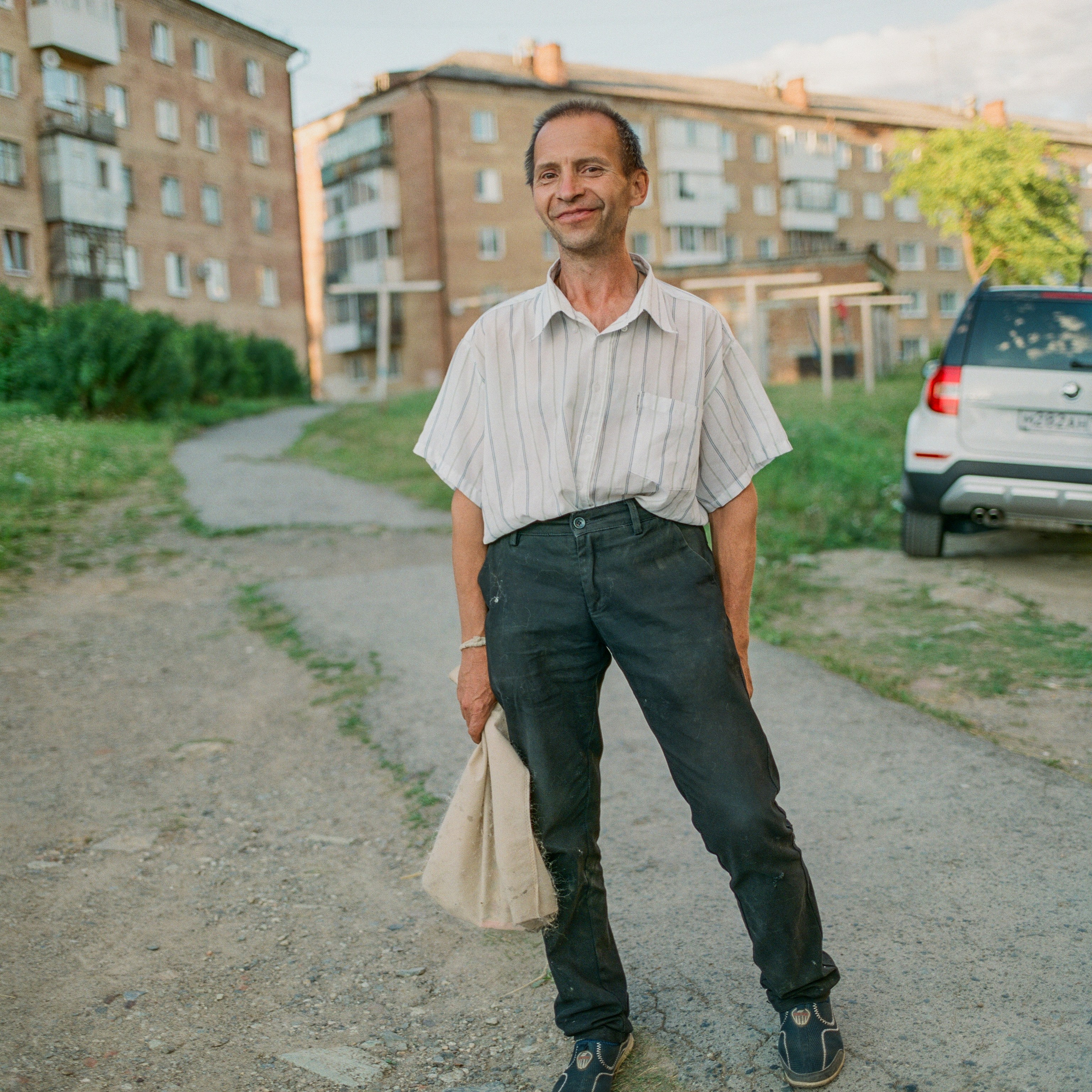 Русский проспект. Not an artist, but photographer. Ivan birdman