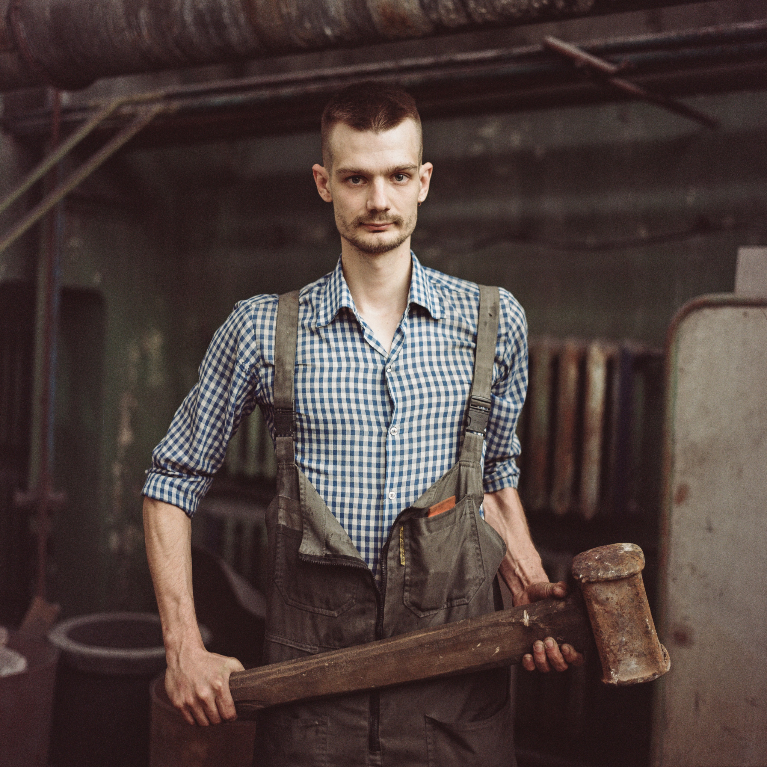 Русский проспект. Not an artist, but photographer. Ivan birdman