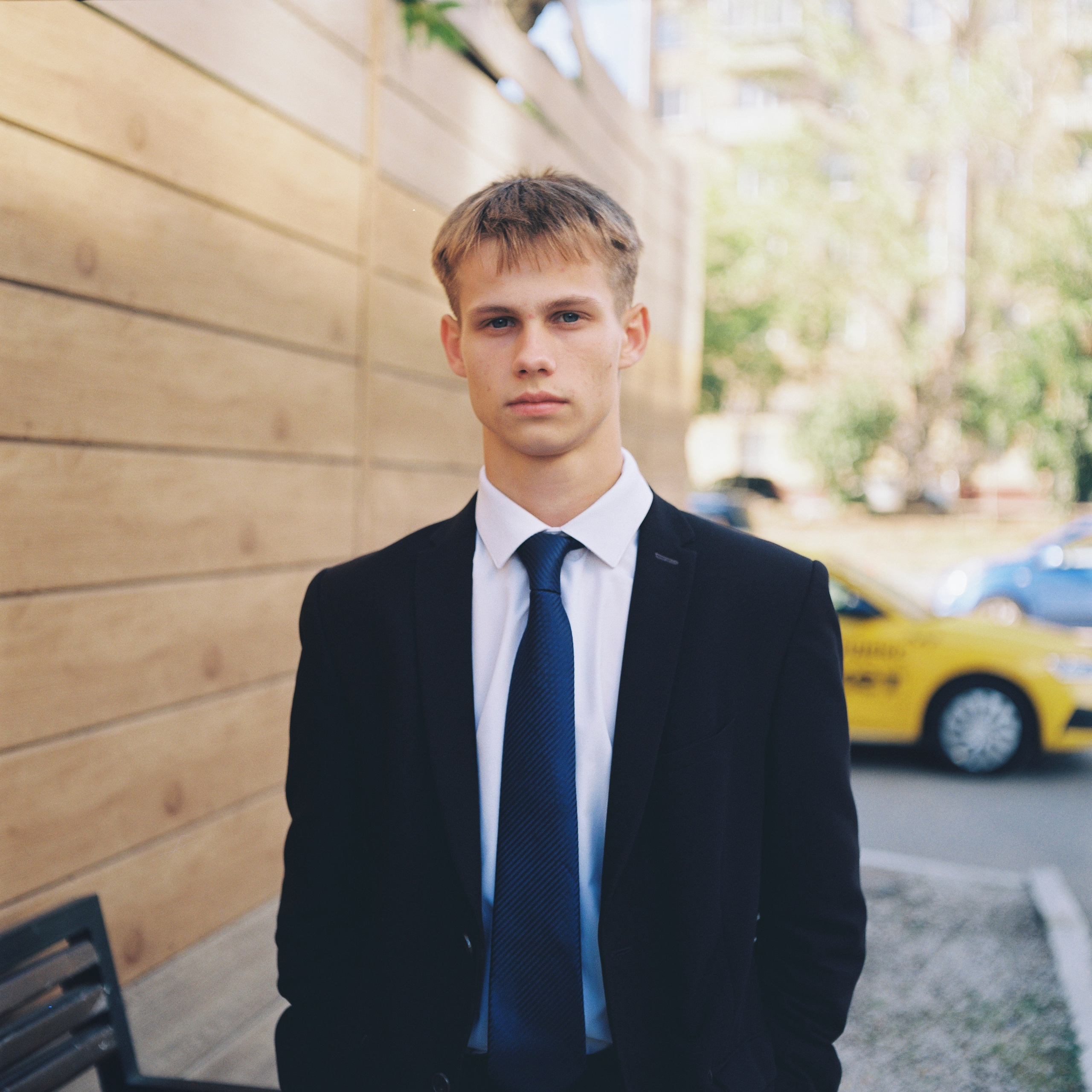 Русский проспект. Not an artist, but photographer. Ivan birdman