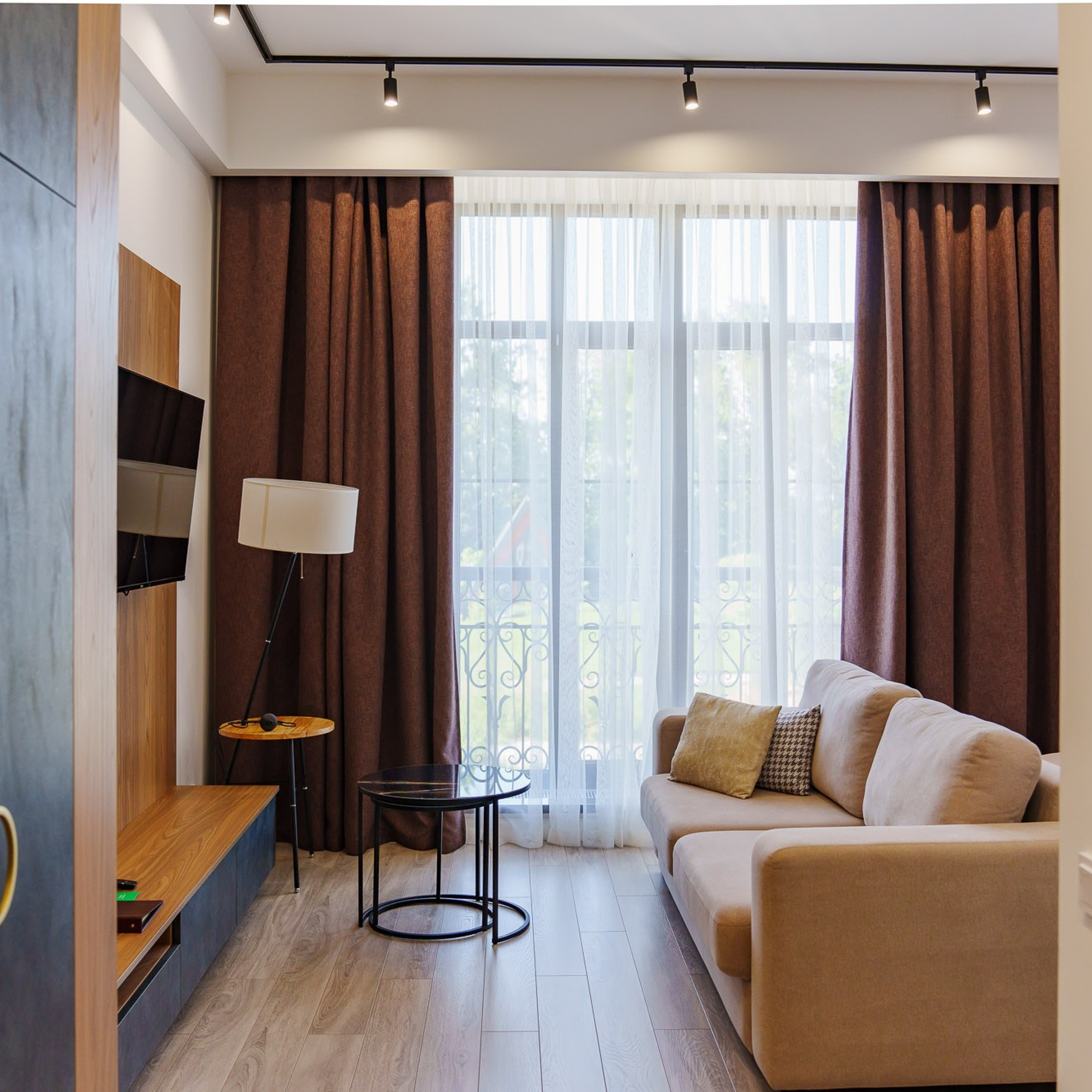 Интерьерная съёмка. Свадебный и семейный фотограф в Ростове-на-Дону. Андрей Сайфутдинов