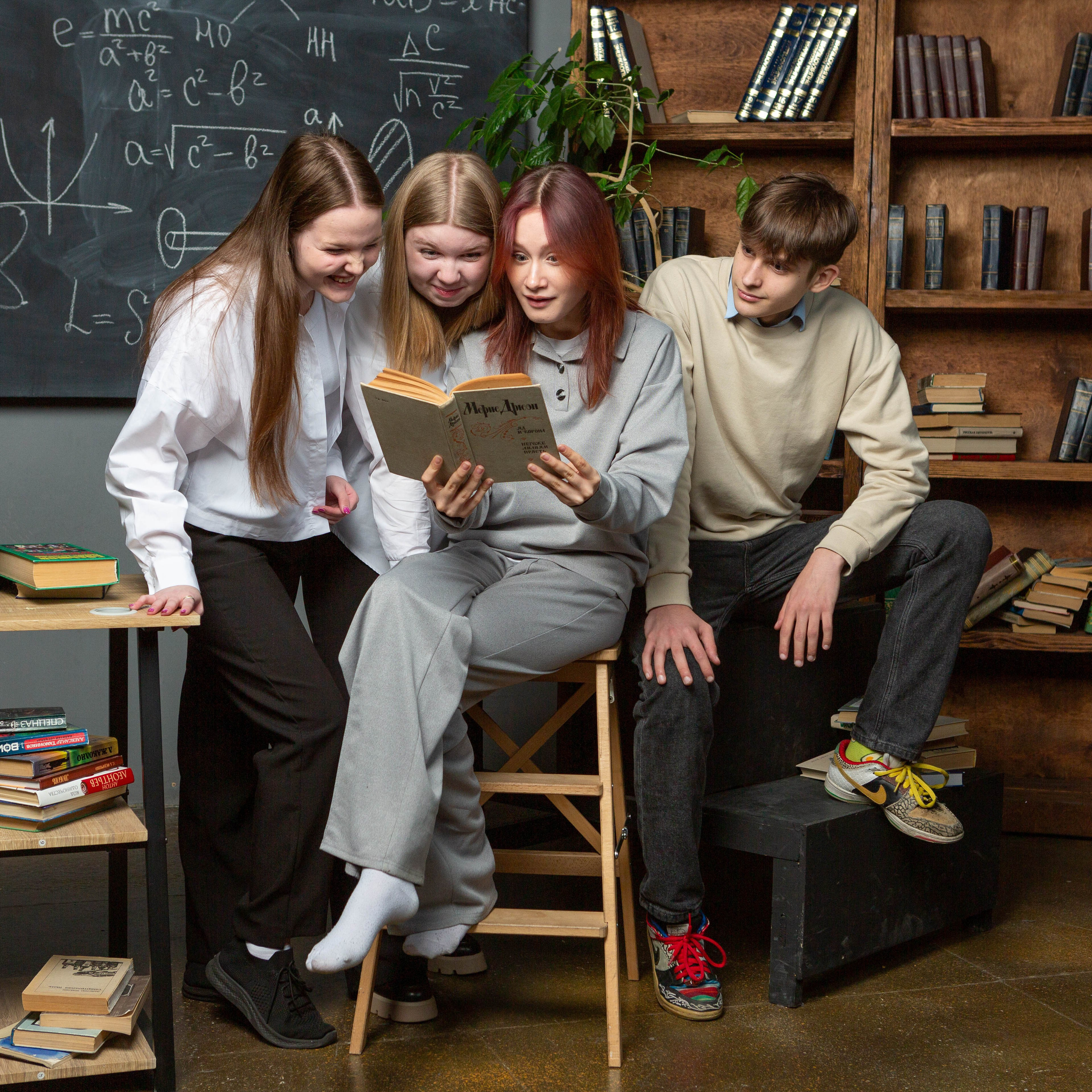 Альбом Медиум Студийный