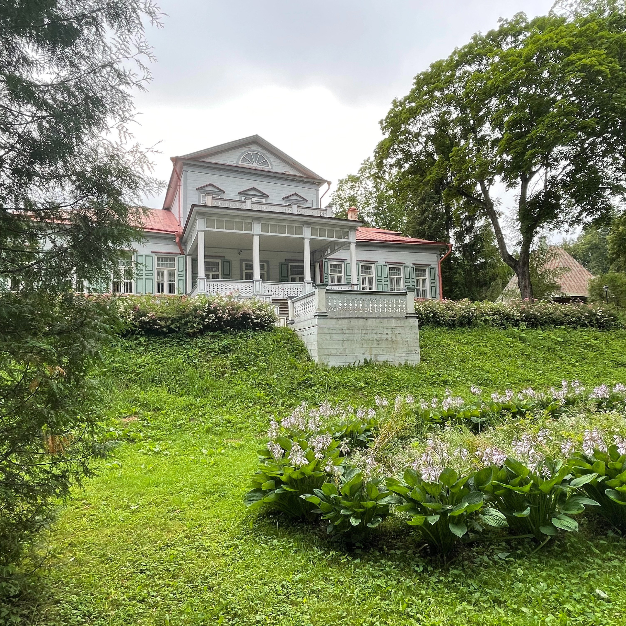 Фотопрогулки. Проект «Фотокладовка»: блог уличной фотографии в формате street photo