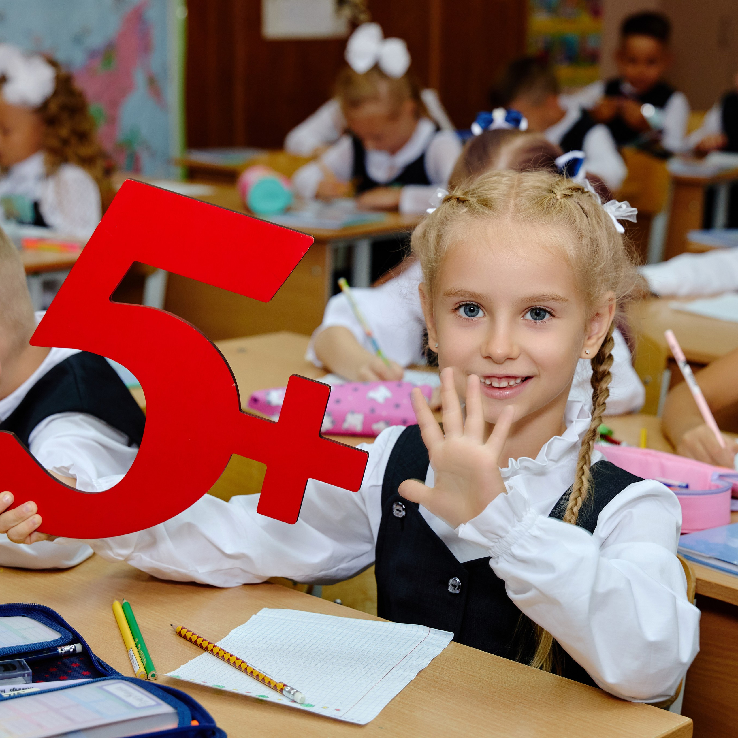 Альбом для 1 класса (персональный). Фотограф Выпускные альбомы Таганрог Сергей Коробченко